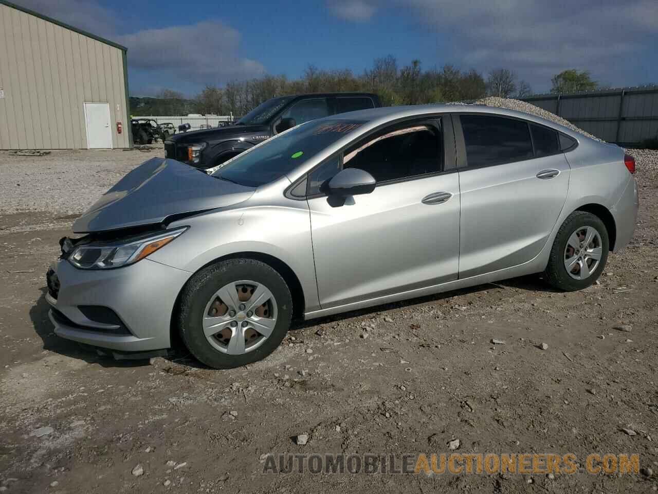 1G1BC5SM0J7142136 CHEVROLET CRUZE 2018