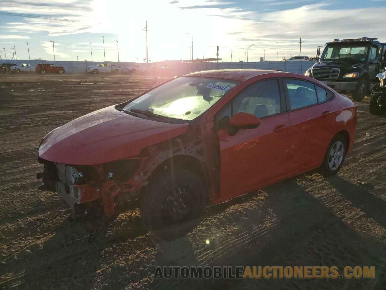 1G1BC5SM0J7166582 CHEVROLET CRUZE 2018