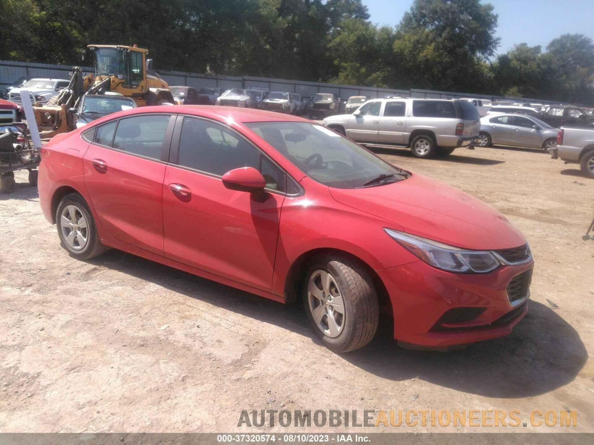 1G1BC5SM0J7207583 CHEVROLET CRUZE 2018