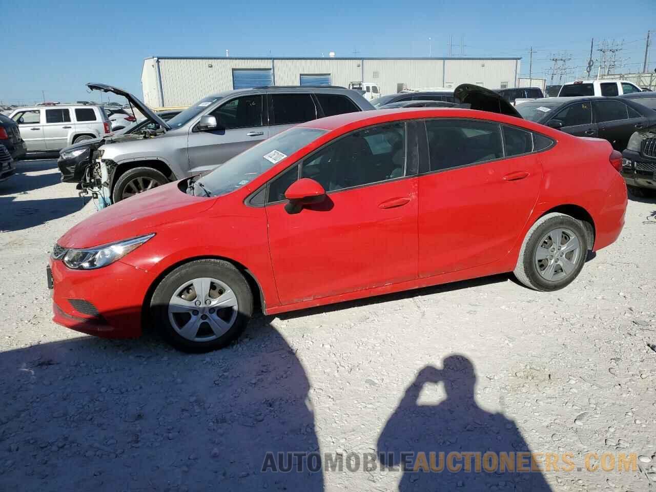 1G1BC5SM0J7237683 CHEVROLET CRUZE 2018