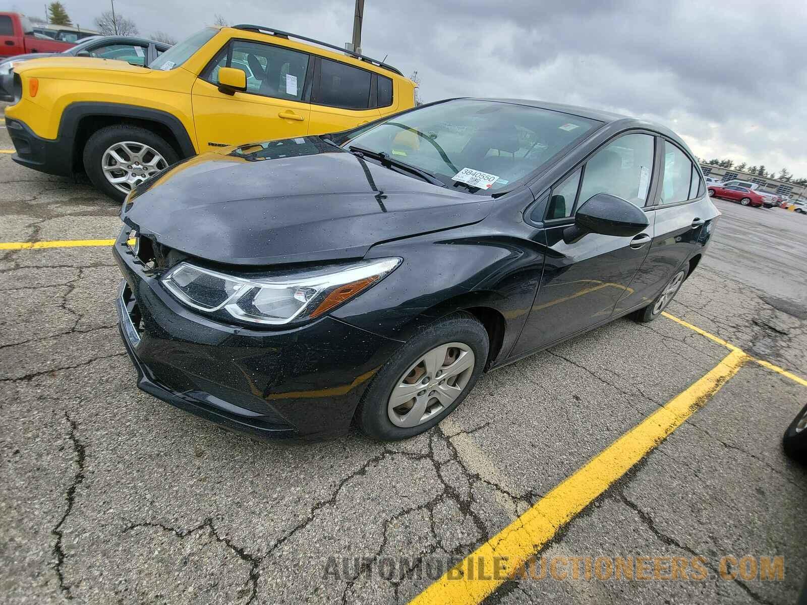 1G1BC5SM1J7128441 Chevrolet Cruze 2018