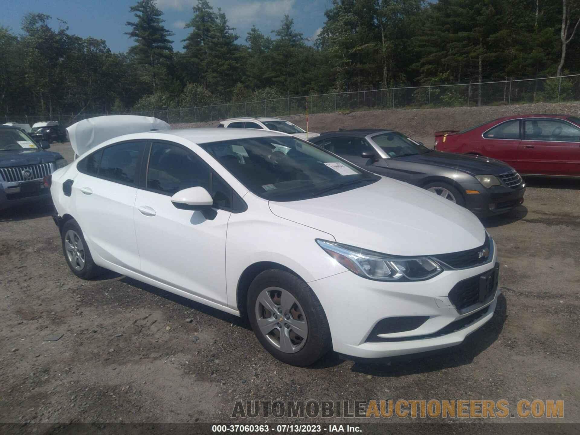 1G1BC5SM1J7176084 CHEVROLET CRUZE 2018