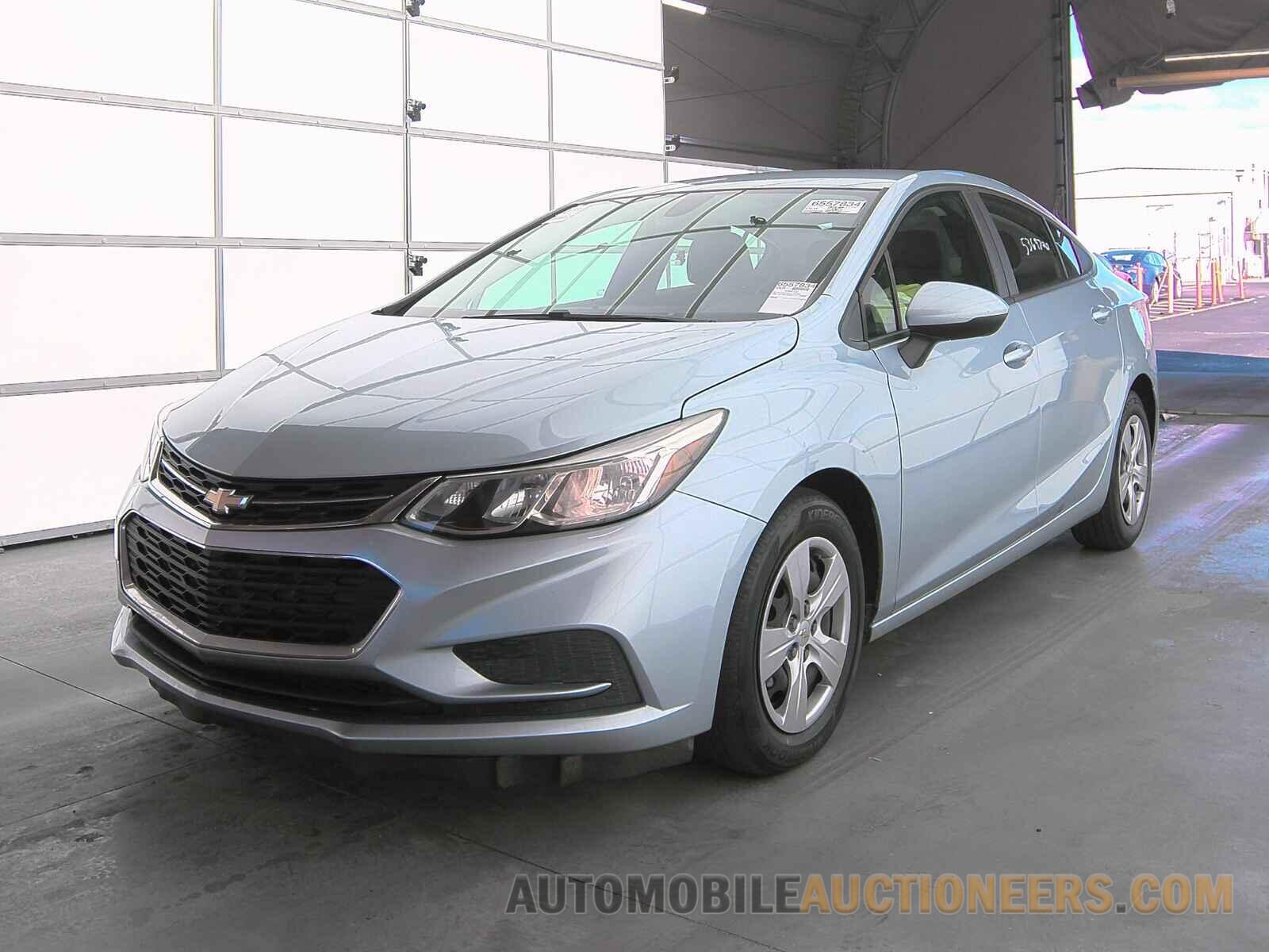 1G1BC5SM1J7176442 Chevrolet Cruze 2018