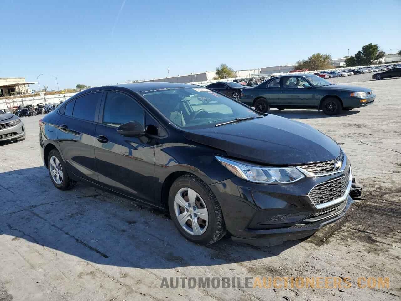 1G1BC5SM1J7183889 CHEVROLET CRUZE 2018