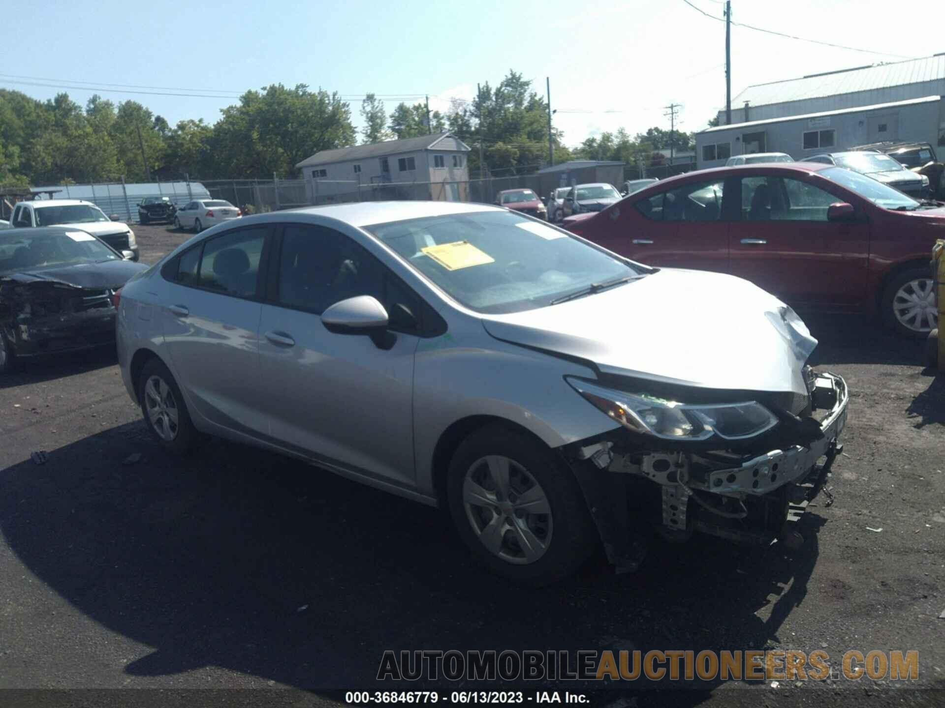 1G1BC5SM1J7207835 CHEVROLET CRUZE 2018