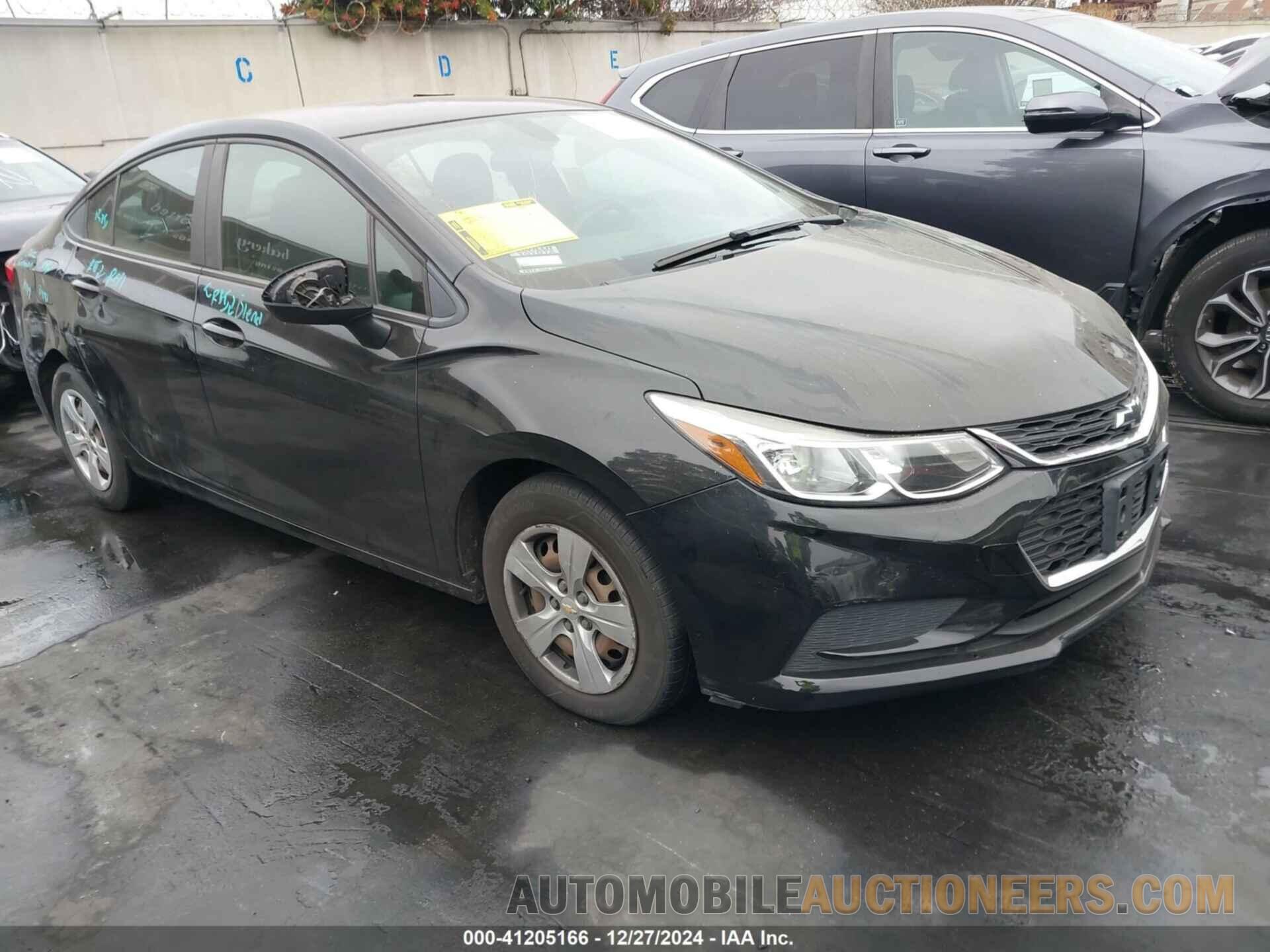 1G1BC5SM1J7229608 CHEVROLET CRUZE 2018