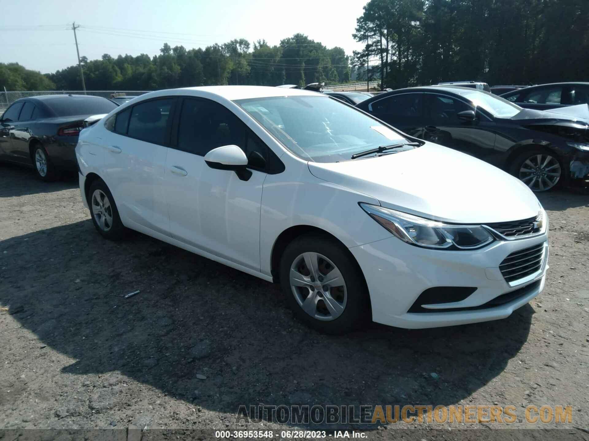 1G1BC5SM2J7143904 CHEVROLET CRUZE 2018