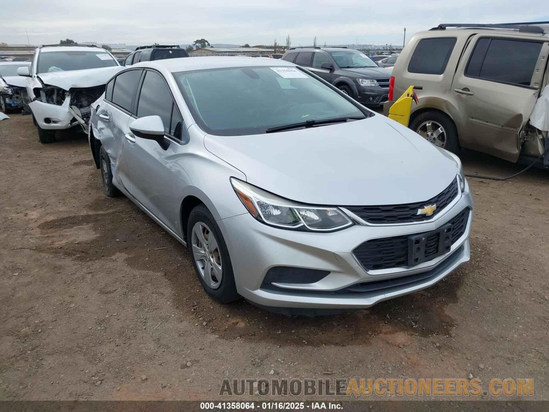 1G1BC5SM2J7168169 CHEVROLET CRUZE 2018