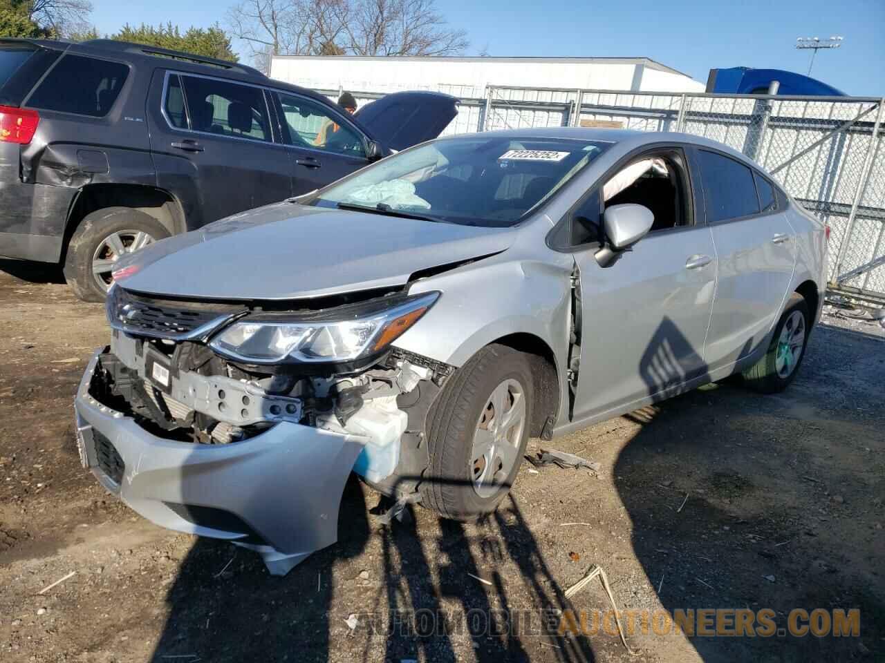 1G1BC5SM2J7172688 CHEVROLET CRUZE 2018