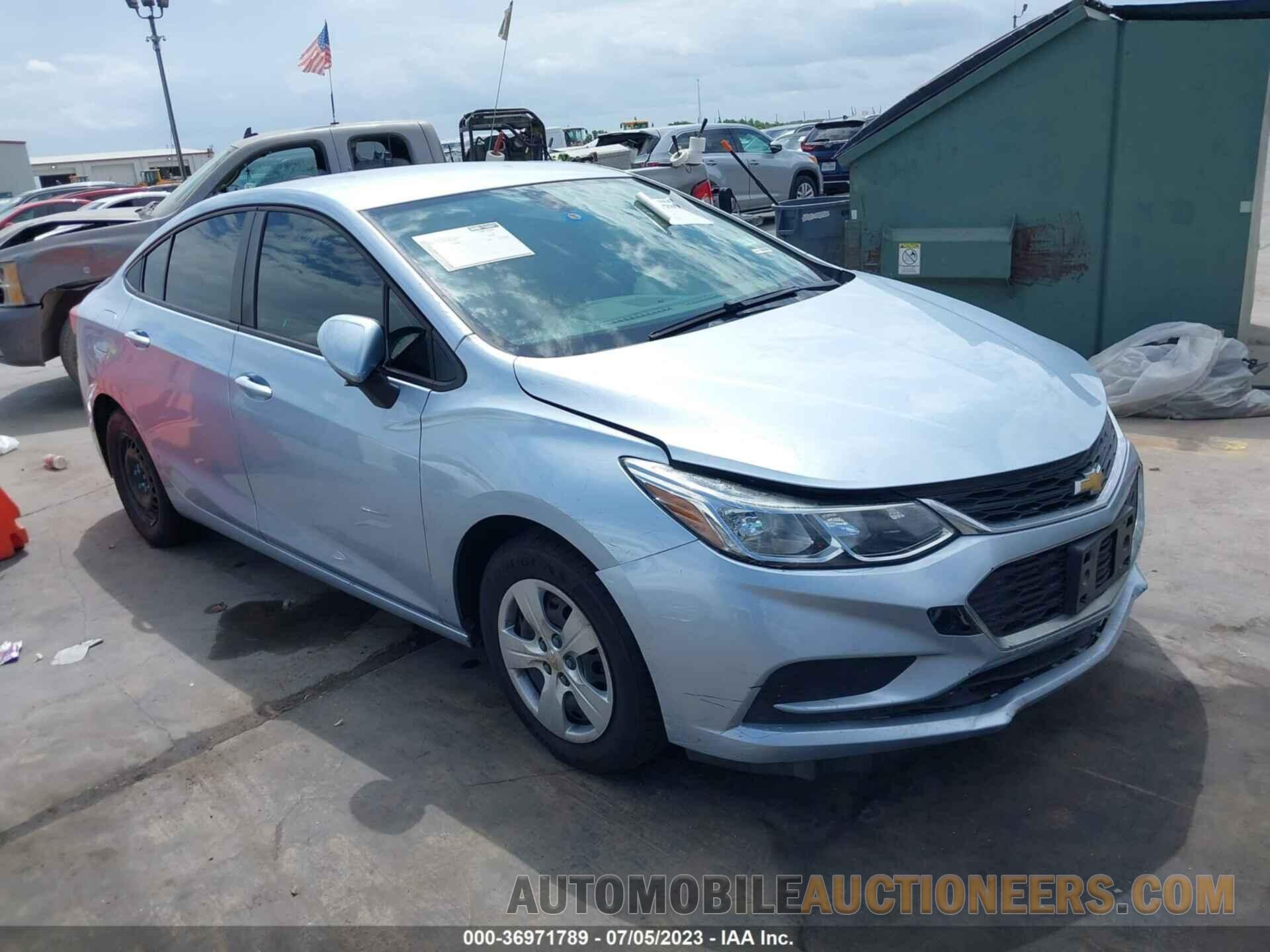 1G1BC5SM2J7226944 CHEVROLET CRUZE 2018