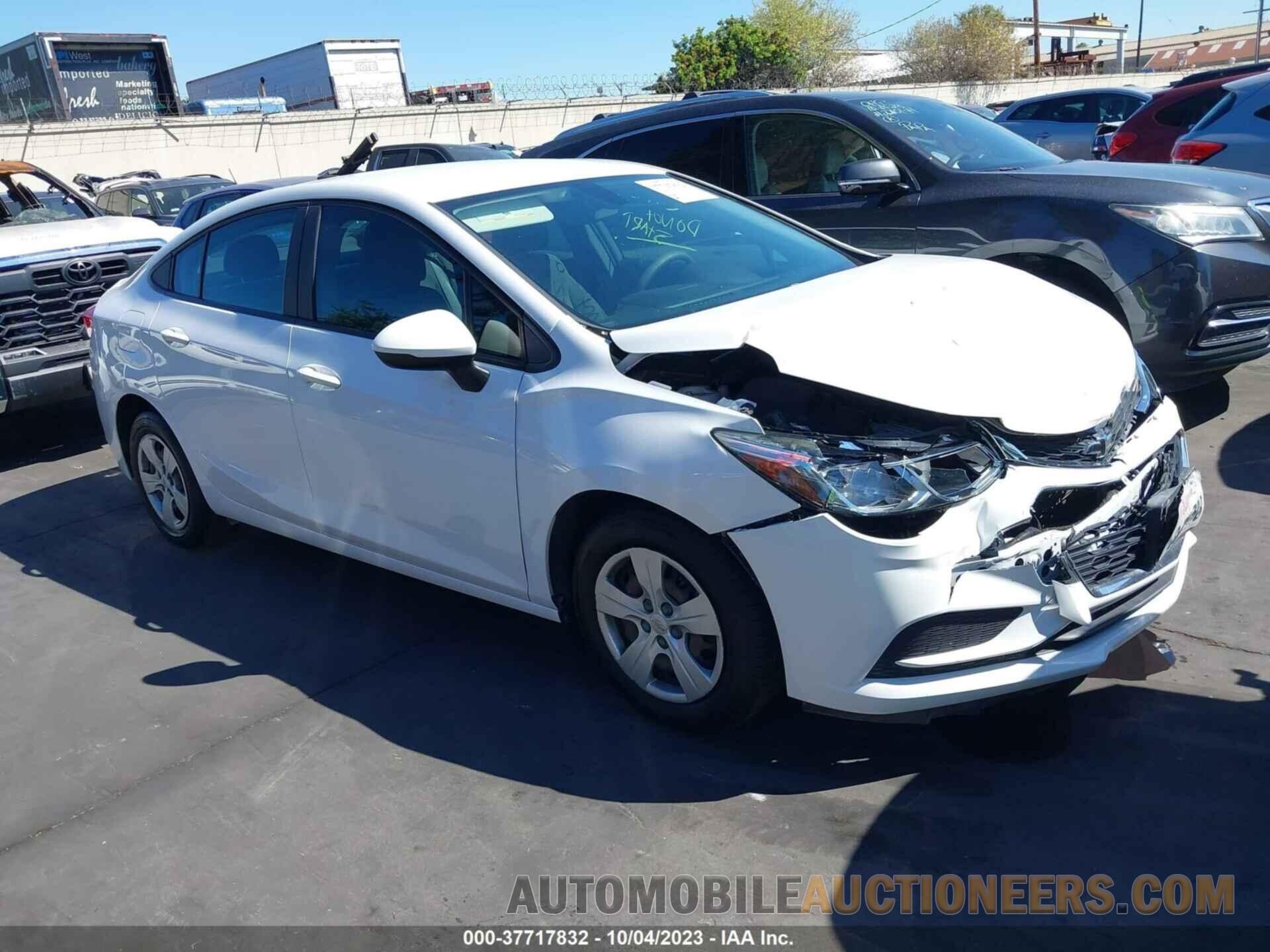 1G1BC5SM2J7237670 CHEVROLET CRUZE 2018