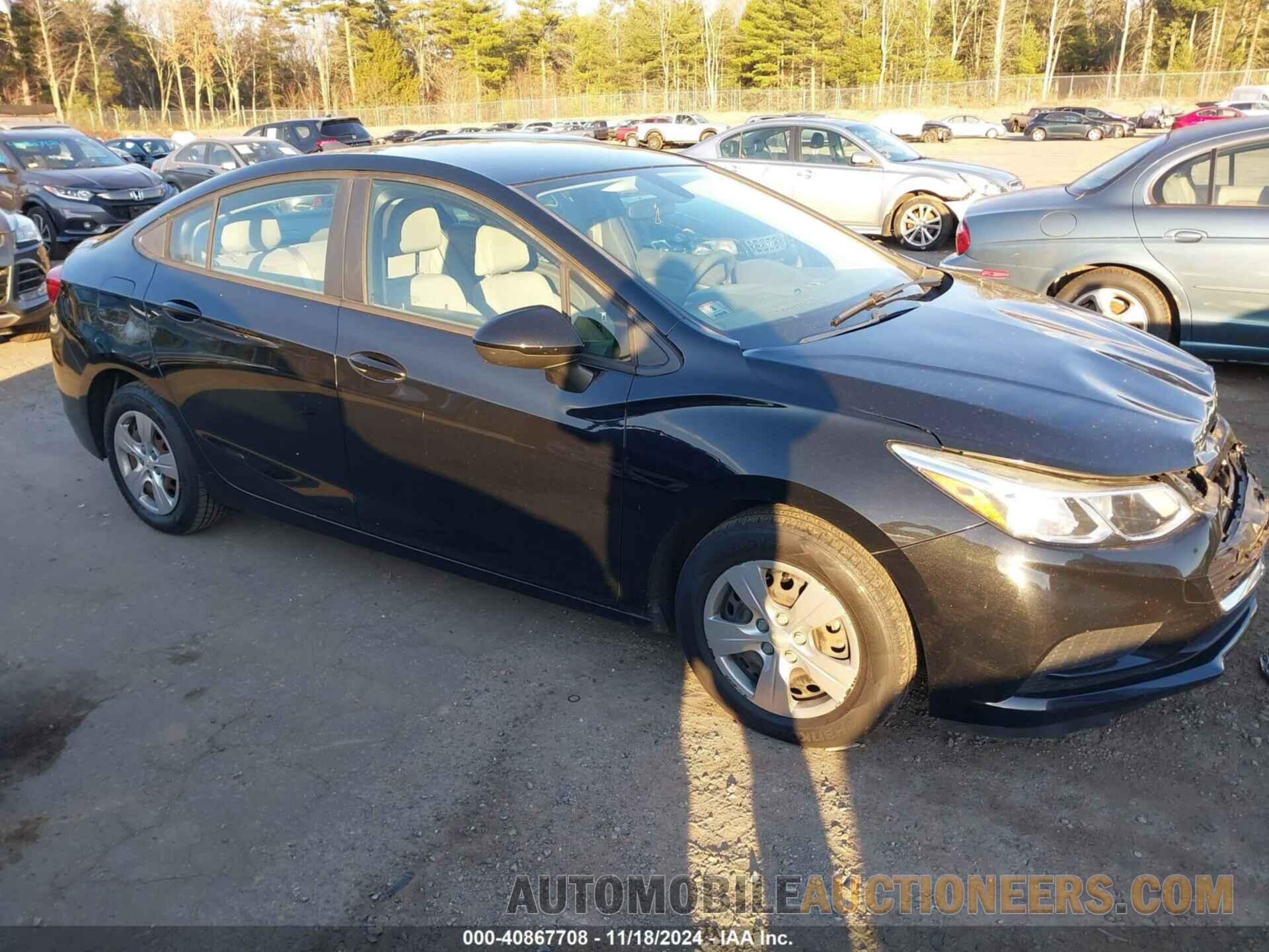 1G1BC5SM3H7271062 CHEVROLET CRUZE 2017