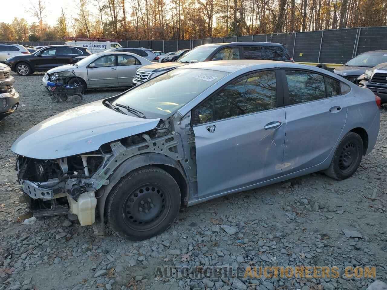 1G1BC5SM3J7118848 CHEVROLET CRUZE 2018