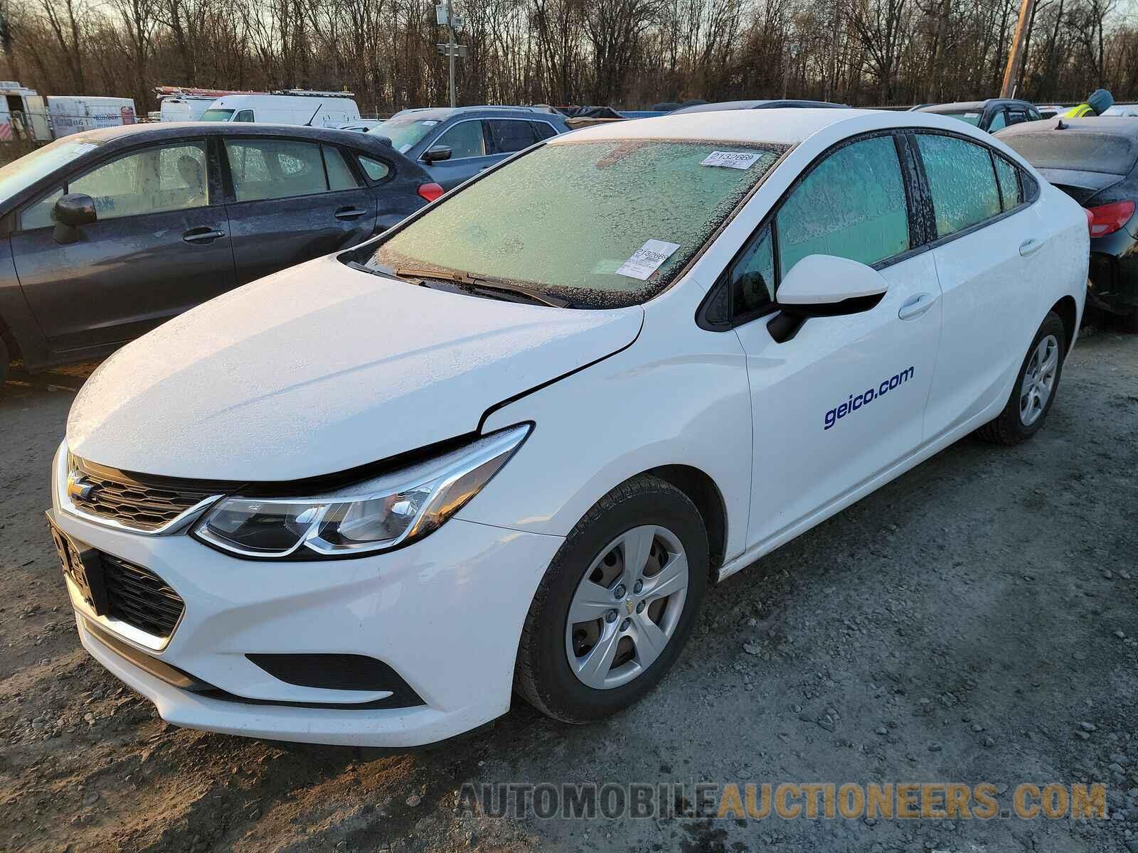 1G1BC5SM3J7206699 Chevrolet Cruze 2018