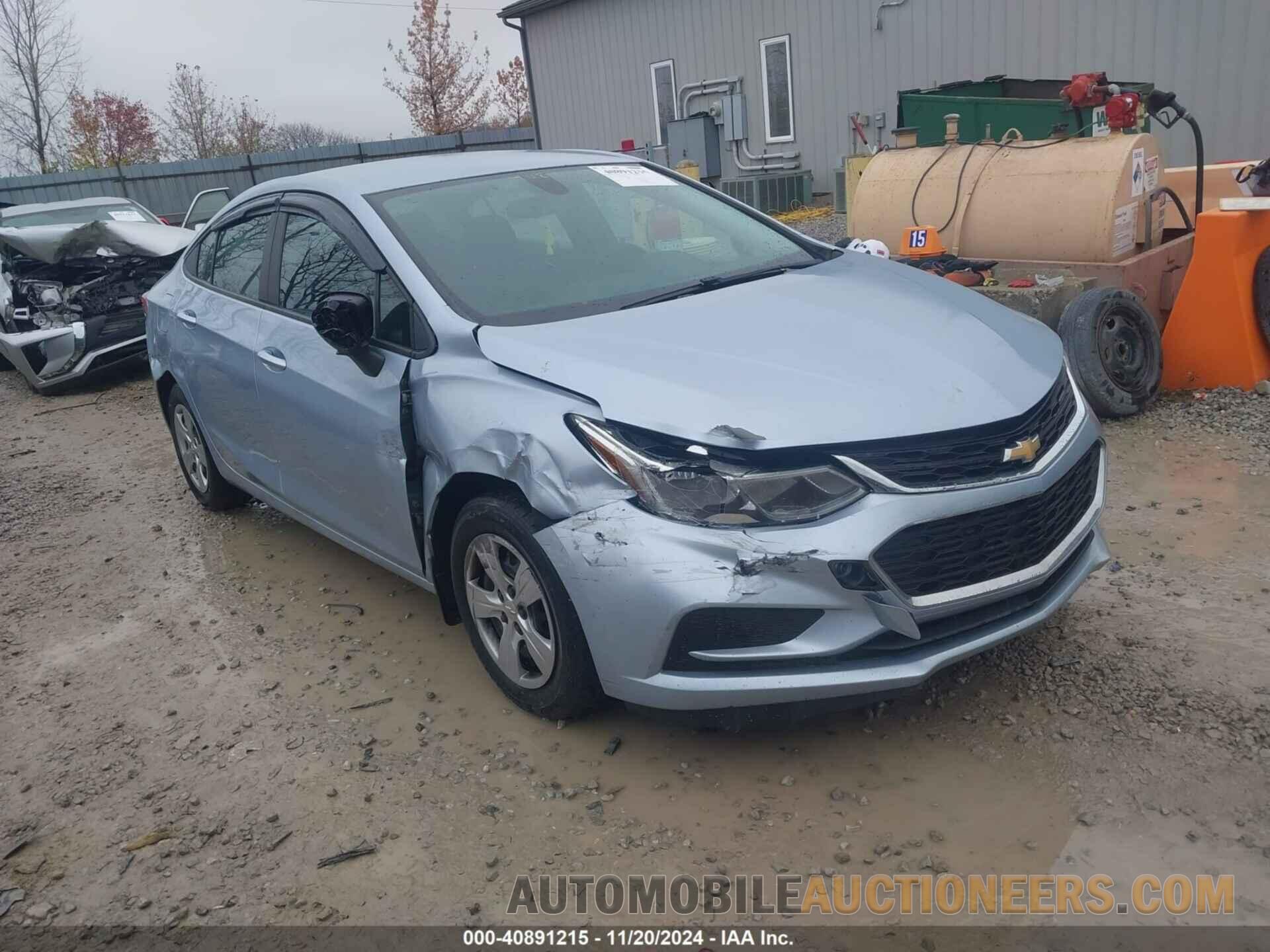 1G1BC5SM4H7142568 CHEVROLET CRUZE 2017