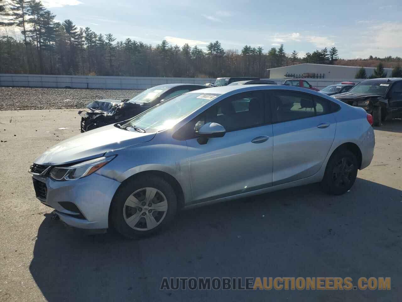 1G1BC5SM4J7105008 CHEVROLET CRUZE 2018