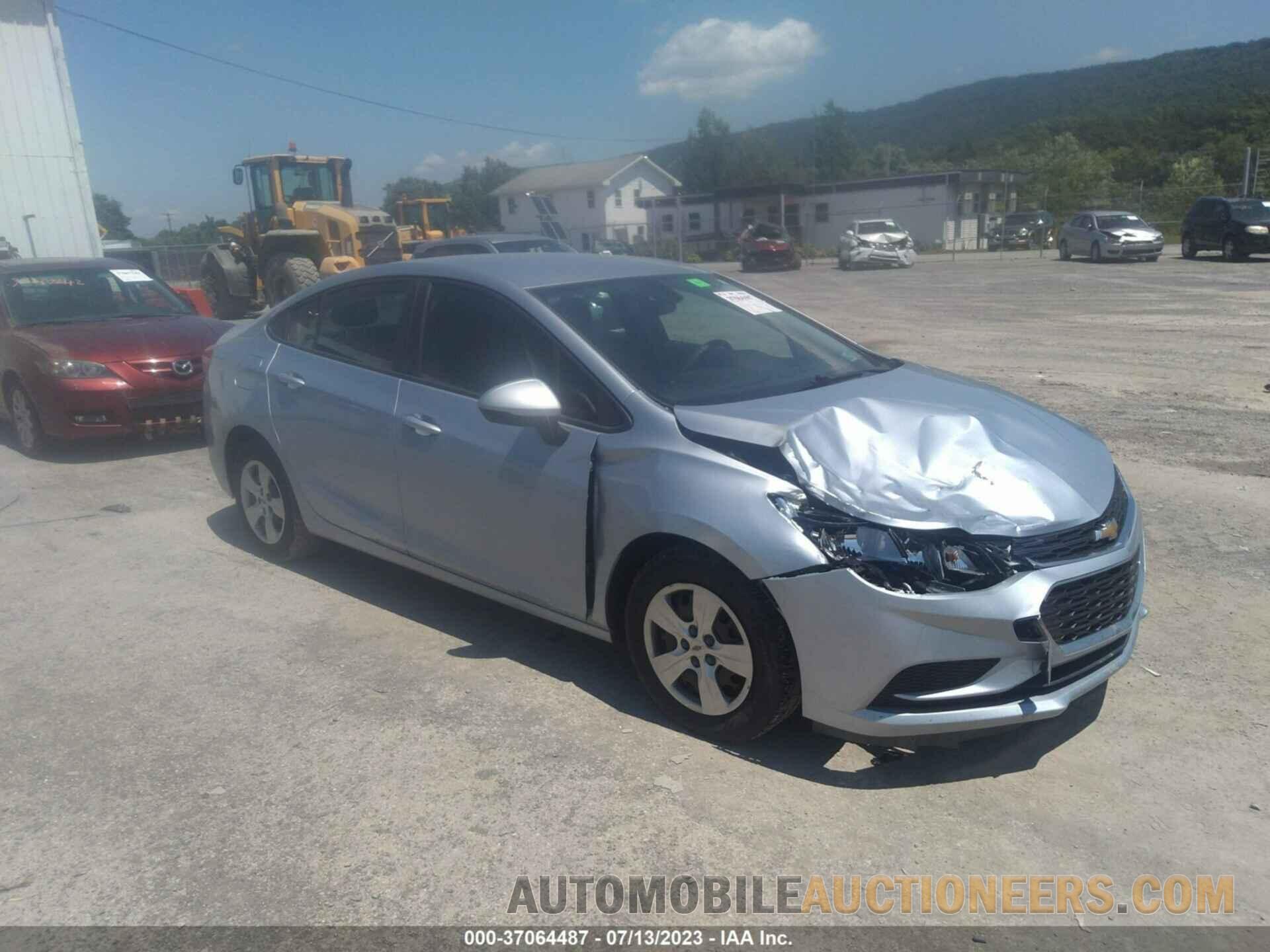 1G1BC5SM4J7109057 CHEVROLET CRUZE 2018