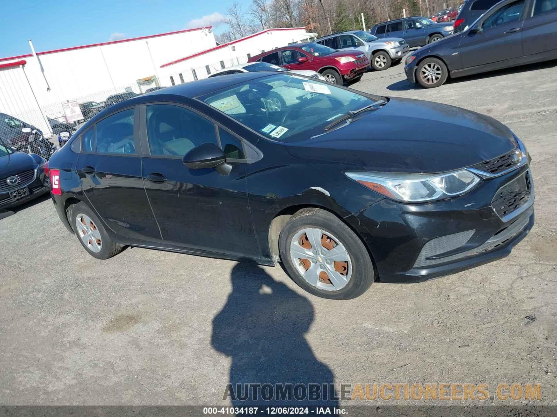 1G1BC5SM4J7145217 CHEVROLET CRUZE 2018