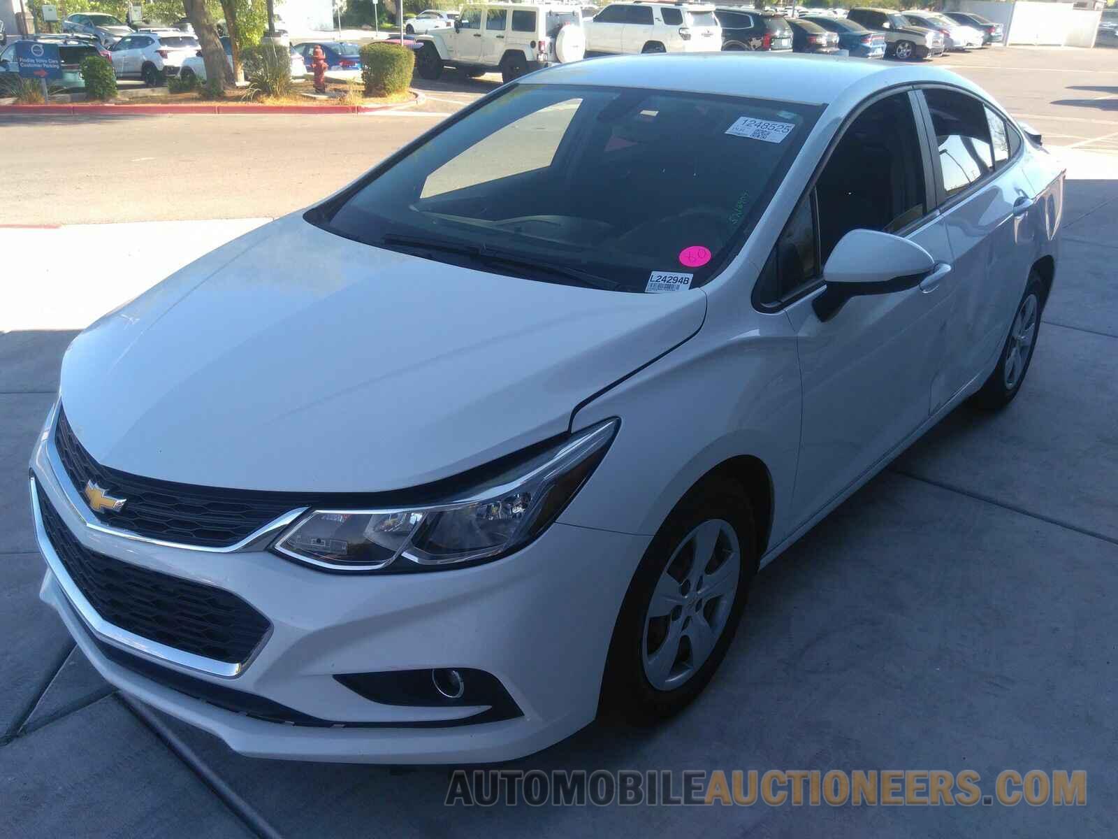 1G1BC5SM4J7202239 Chevrolet Cruze 2018