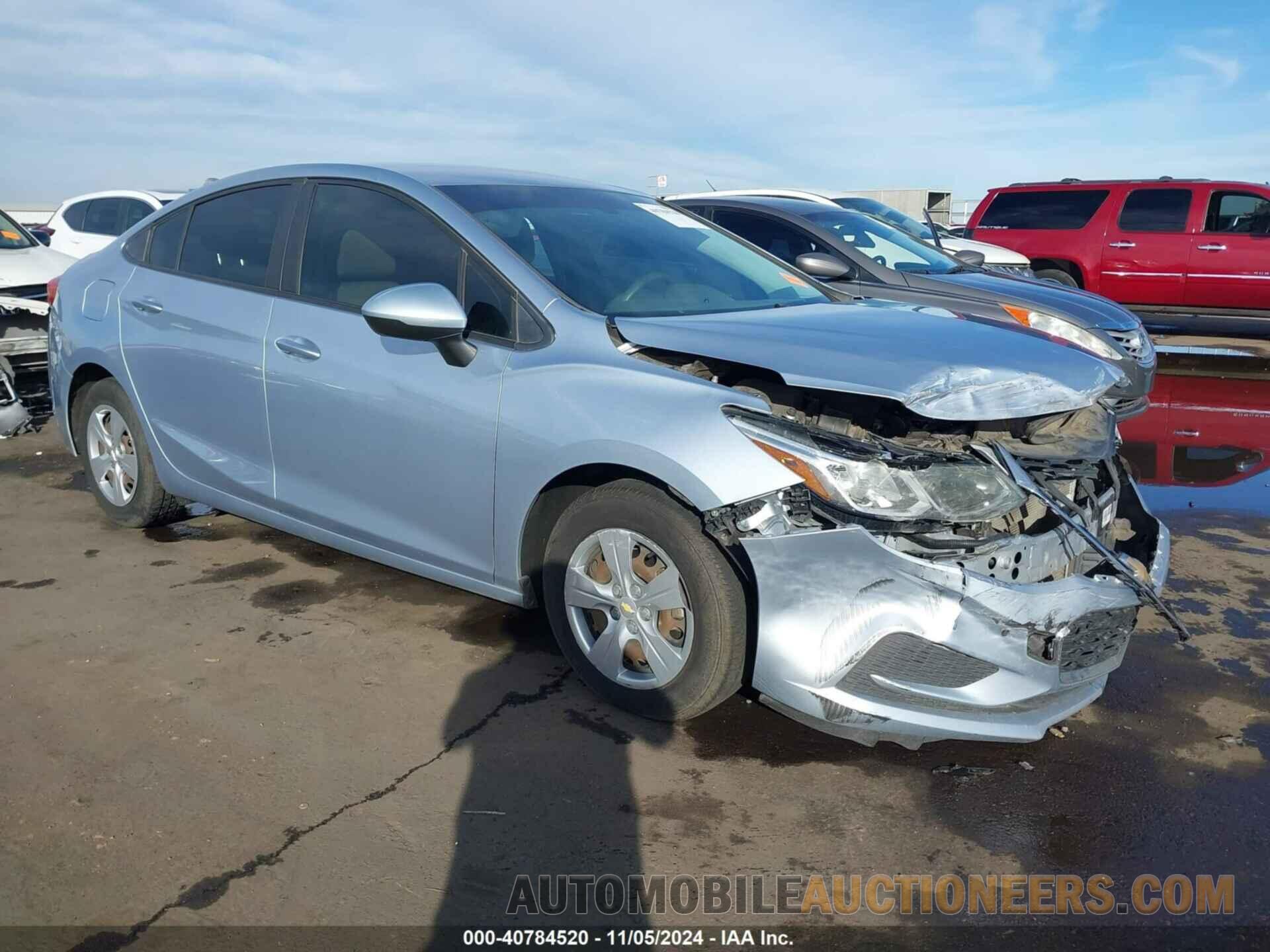 1G1BC5SM4J7225469 CHEVROLET CRUZE 2018