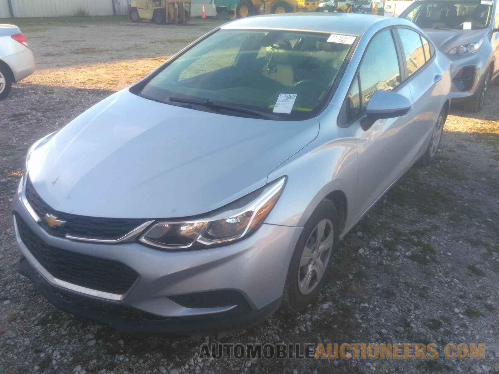 1G1BC5SM5H7141445 Chevrolet Cruze 2017