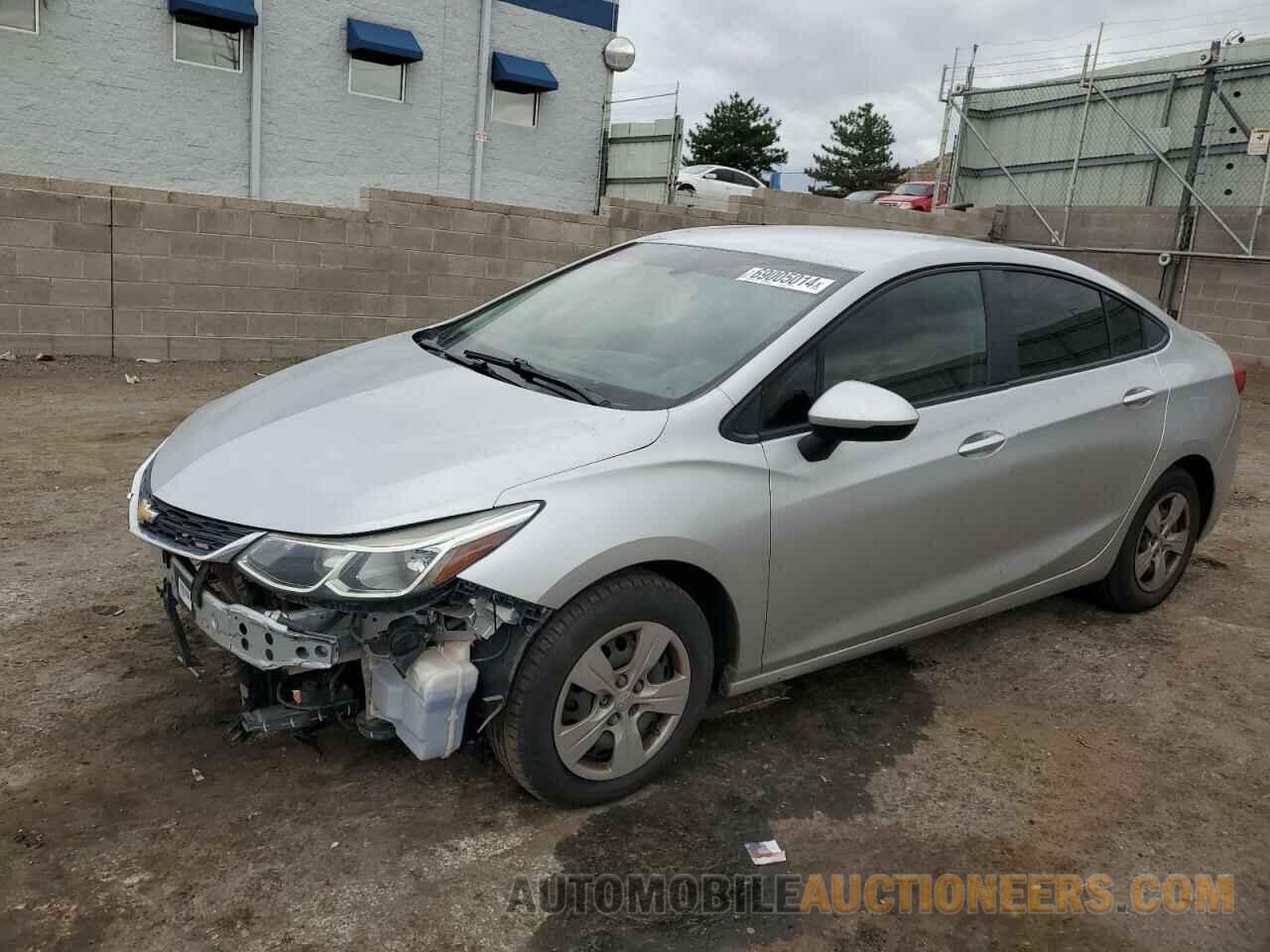 1G1BC5SM5J7130581 CHEVROLET CRUZE 2018