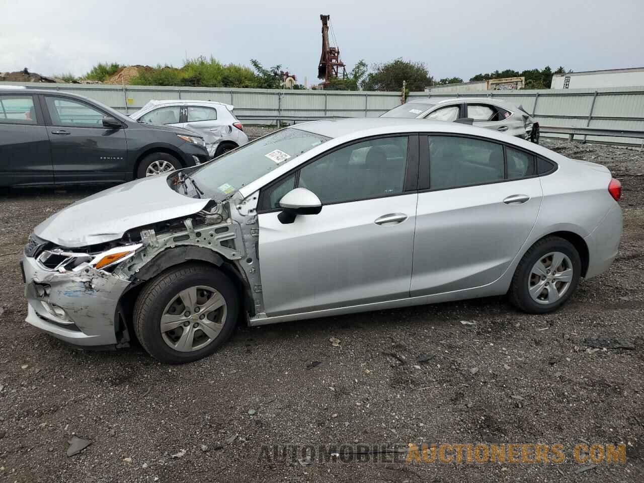 1G1BC5SM5J7148062 CHEVROLET CRUZE 2018