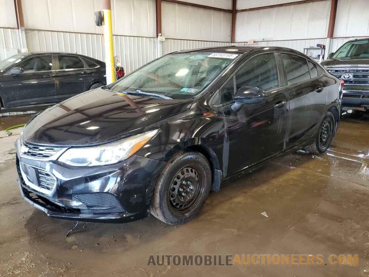 1G1BC5SM5J7163886 CHEVROLET CRUZE 2018