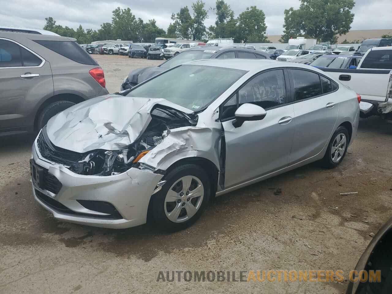 1G1BC5SM5J7164567 CHEVROLET CRUZE 2018