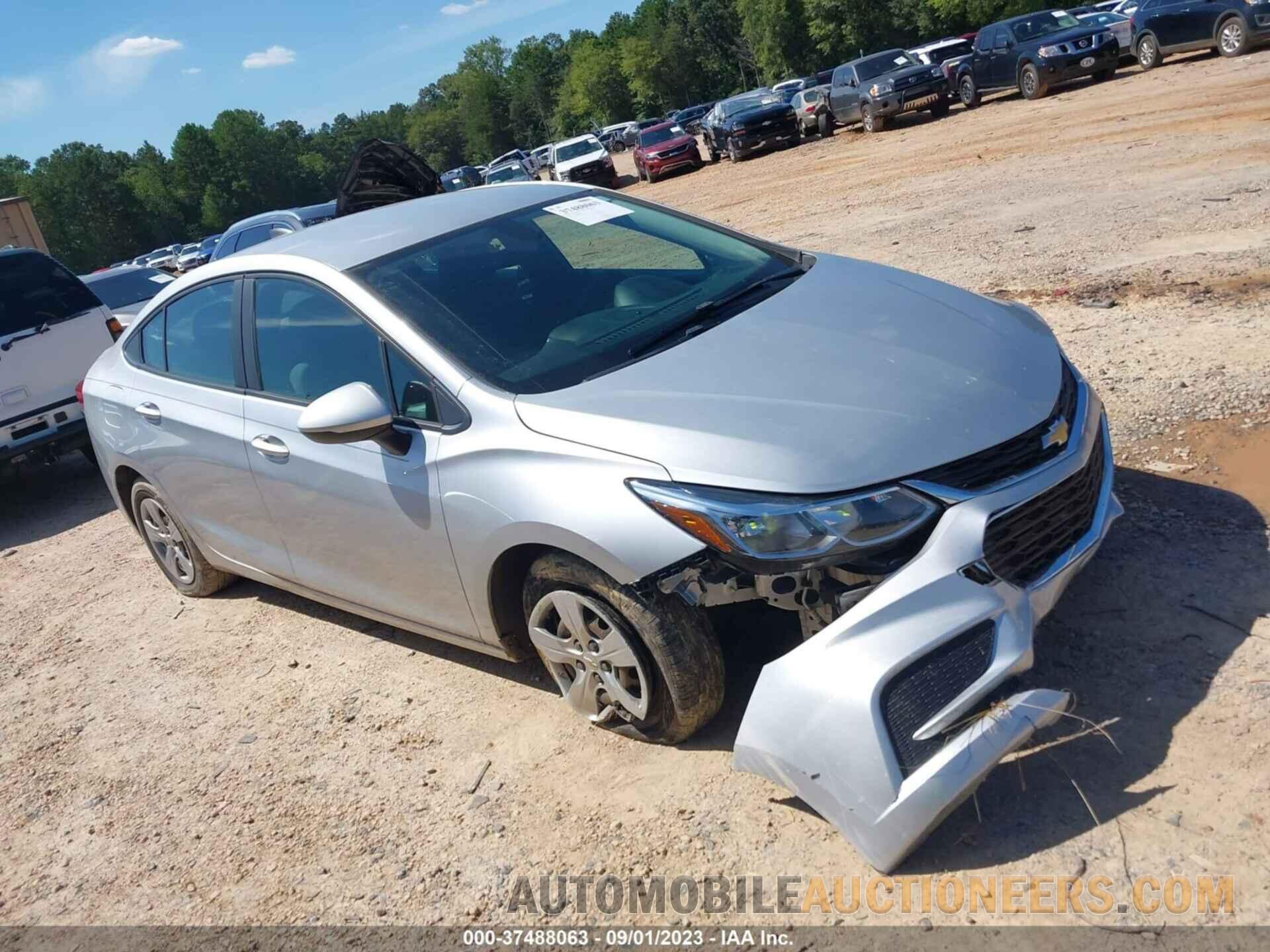 1G1BC5SM5J7225108 CHEVROLET CRUZE 2018