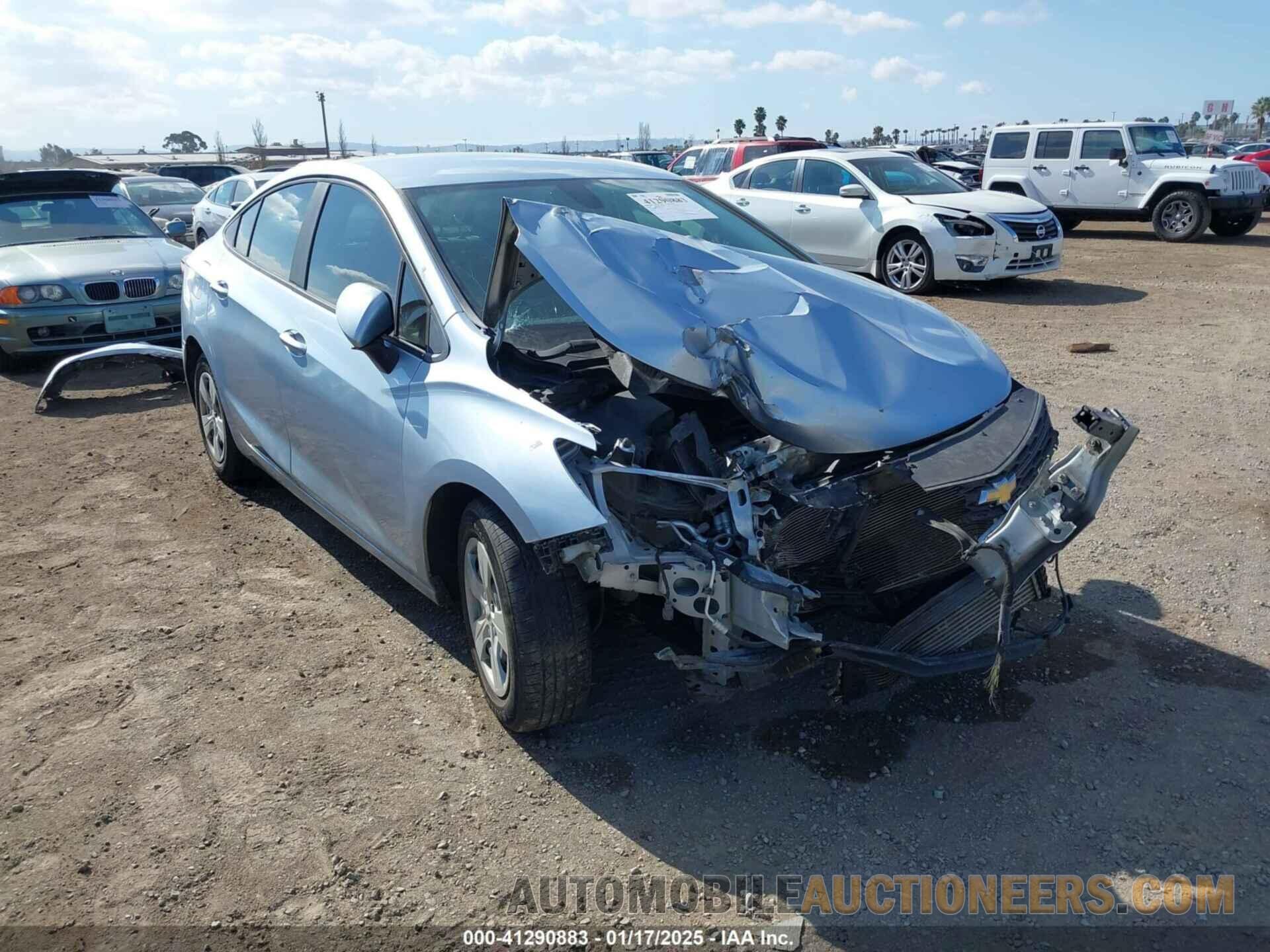 1G1BC5SM5J7233399 CHEVROLET CRUZE 2018