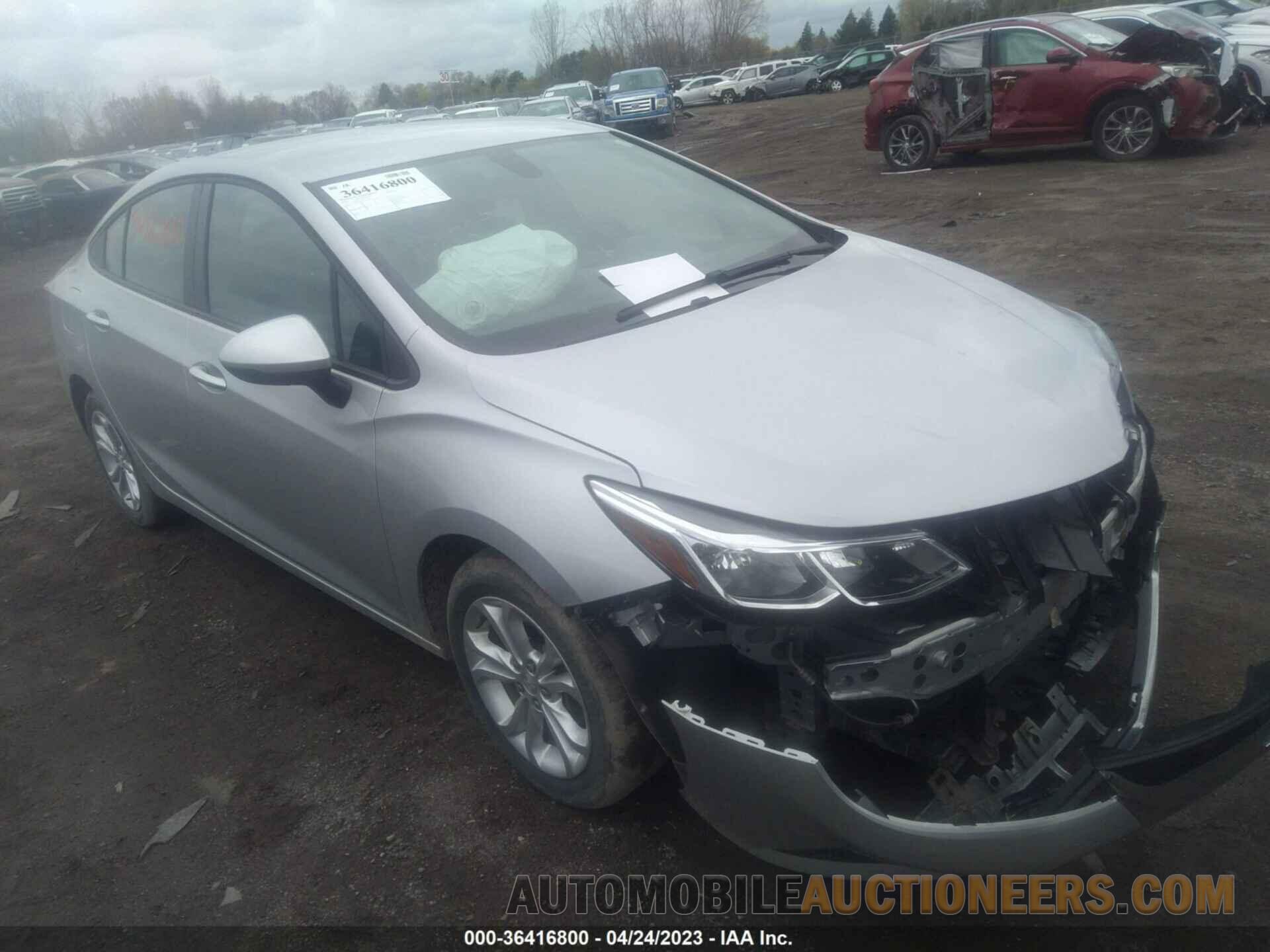 1G1BC5SM5K7133661 CHEVROLET CRUZE 2019