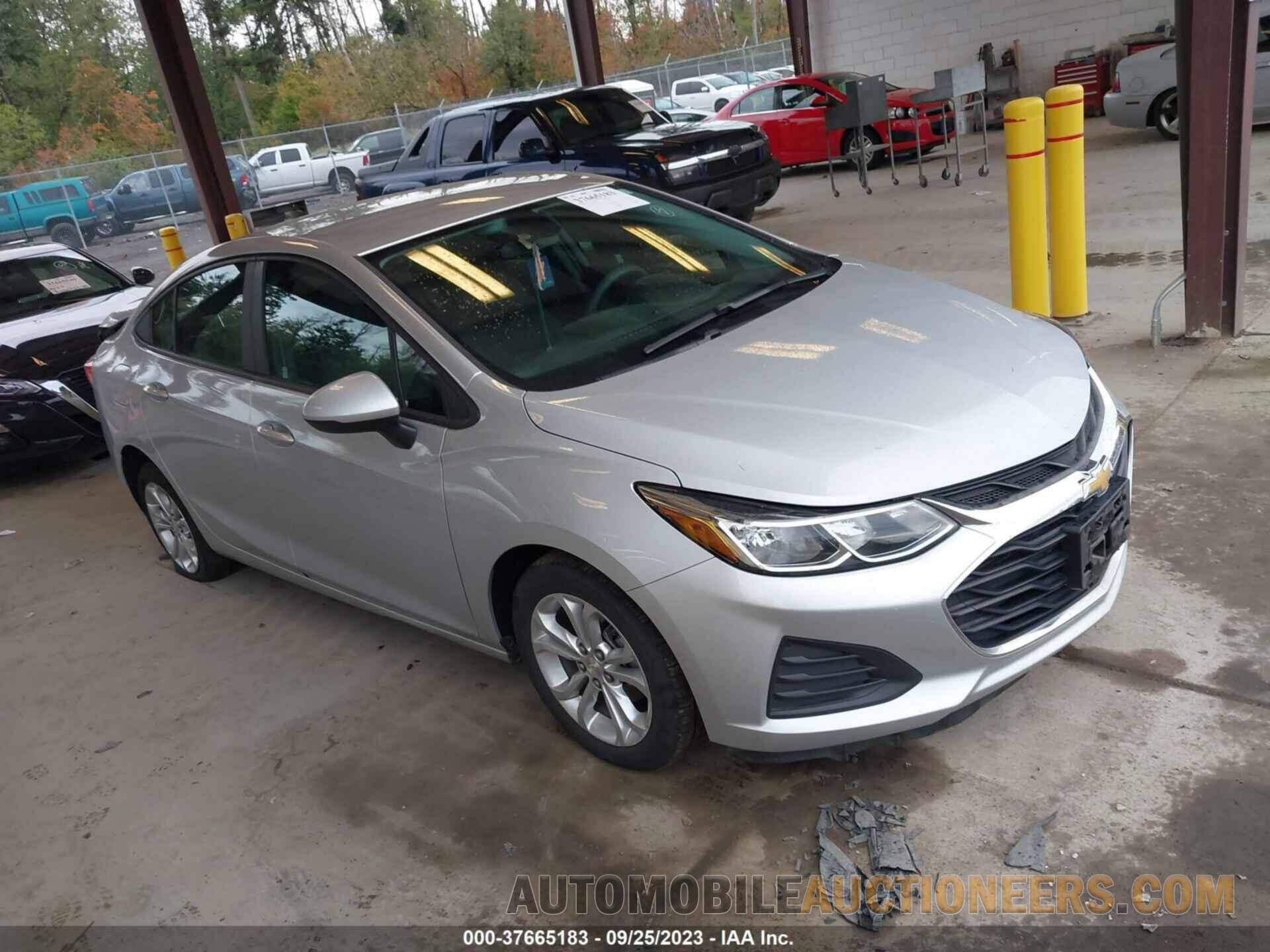 1G1BC5SM5K7149066 CHEVROLET CRUZE 2019