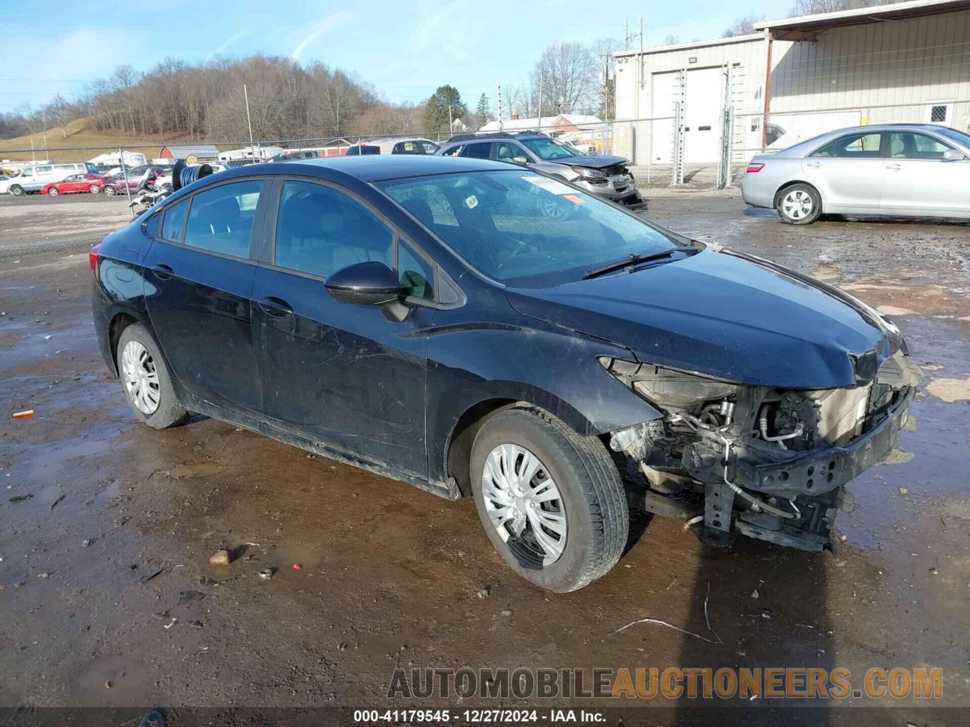 1G1BC5SM6H7114884 CHEVROLET CRUZE 2017