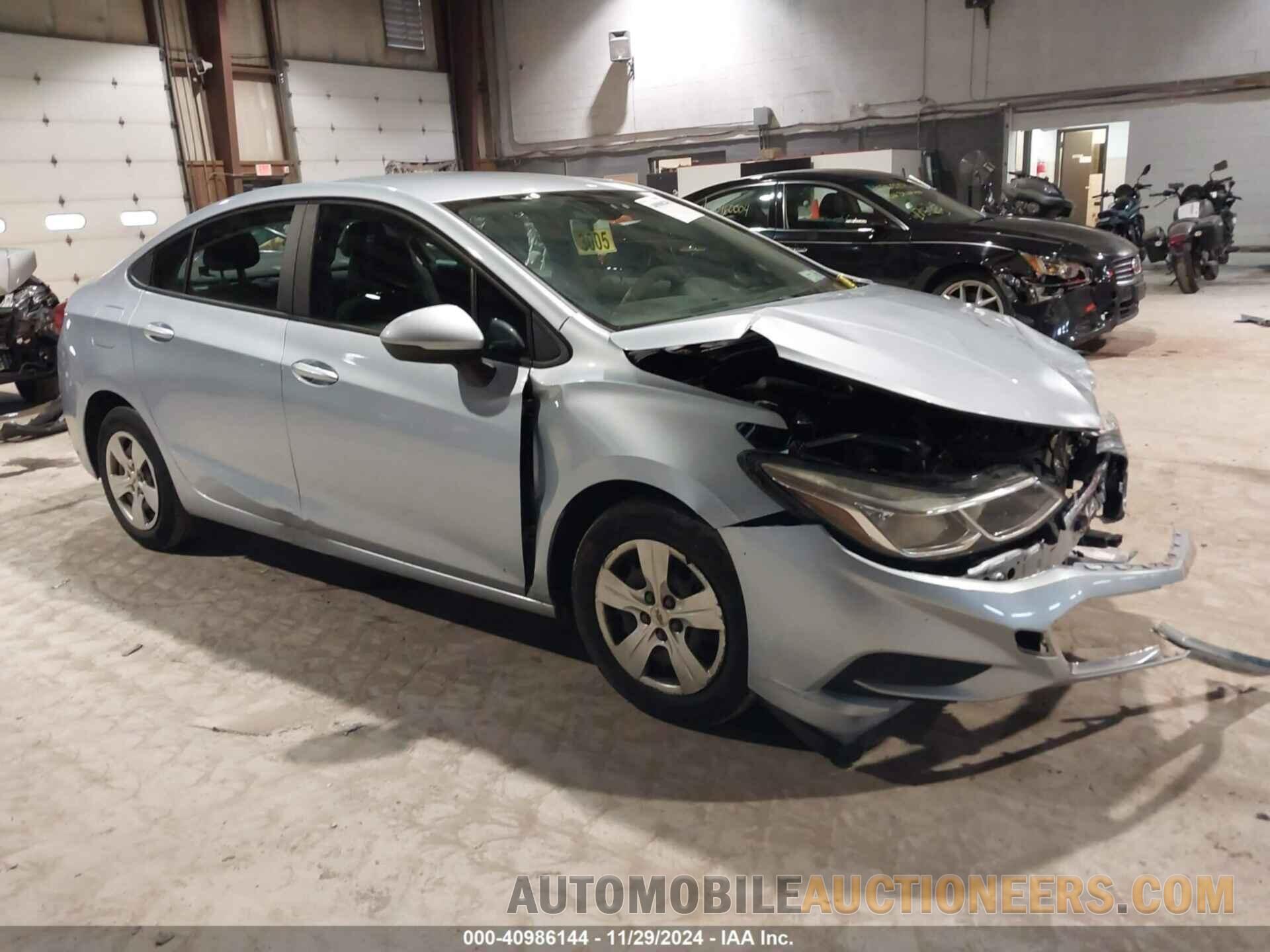 1G1BC5SM6J7132274 CHEVROLET CRUZE 2018