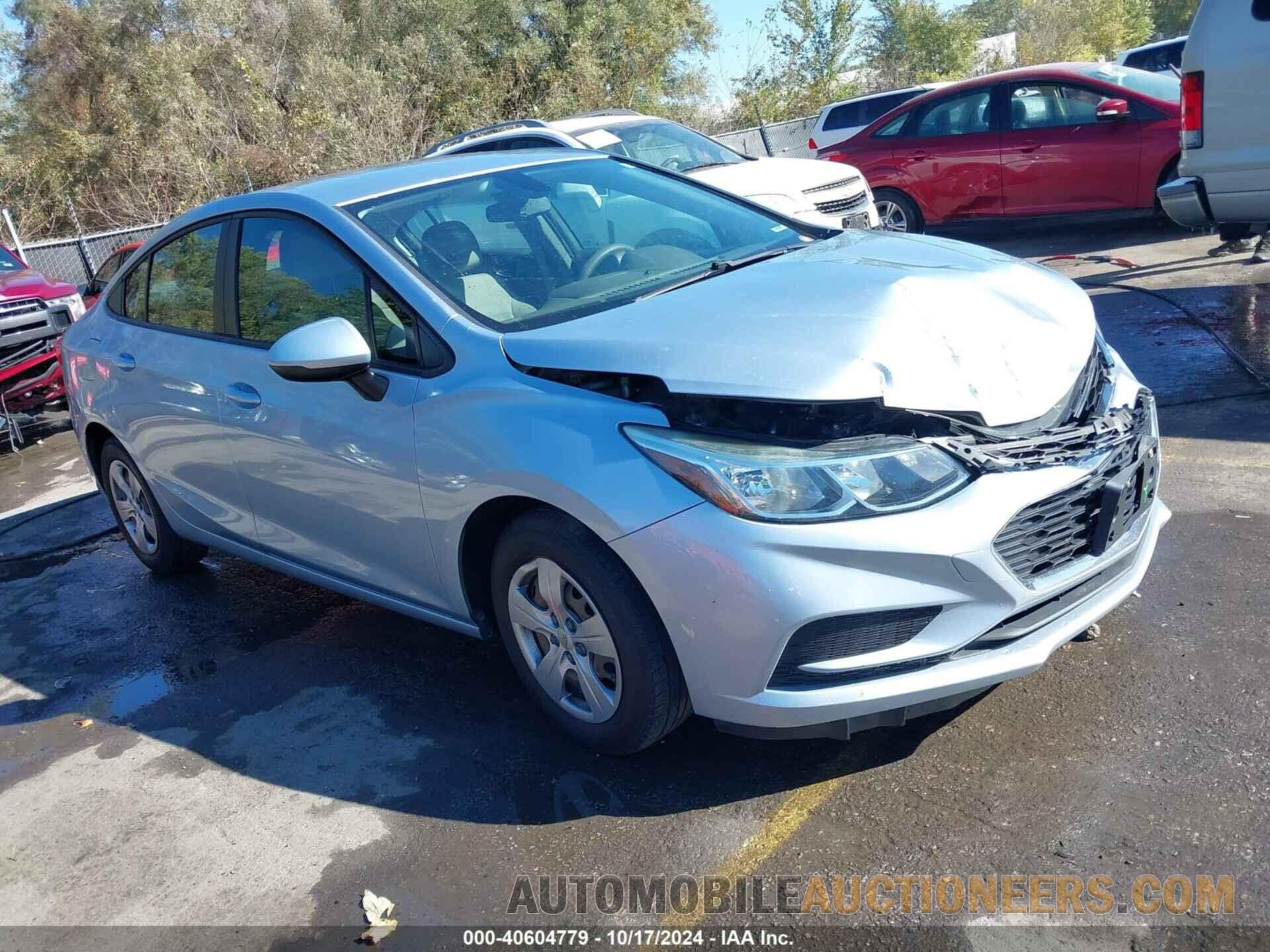 1G1BC5SM6J7136888 CHEVROLET CRUZE 2018