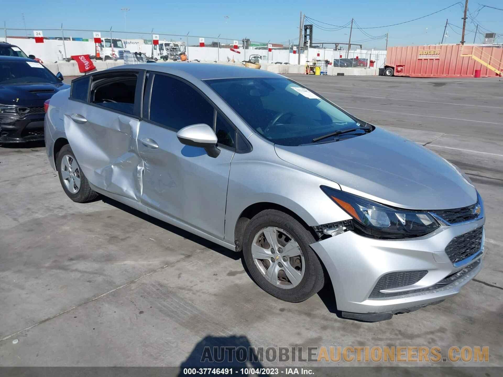 1G1BC5SM6J7161273 CHEVROLET CRUZE 2018