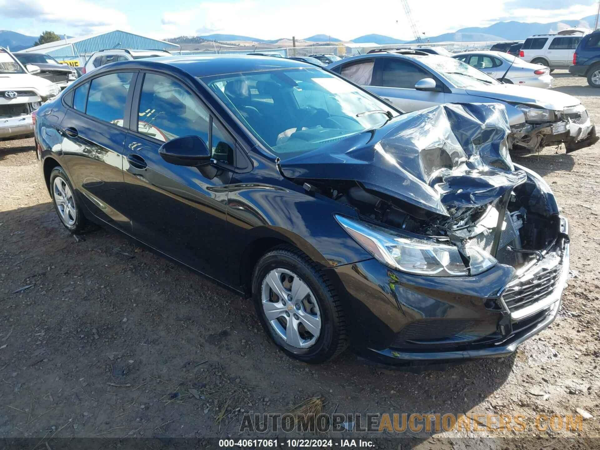 1G1BC5SM6J7178106 CHEVROLET CRUZE 2018