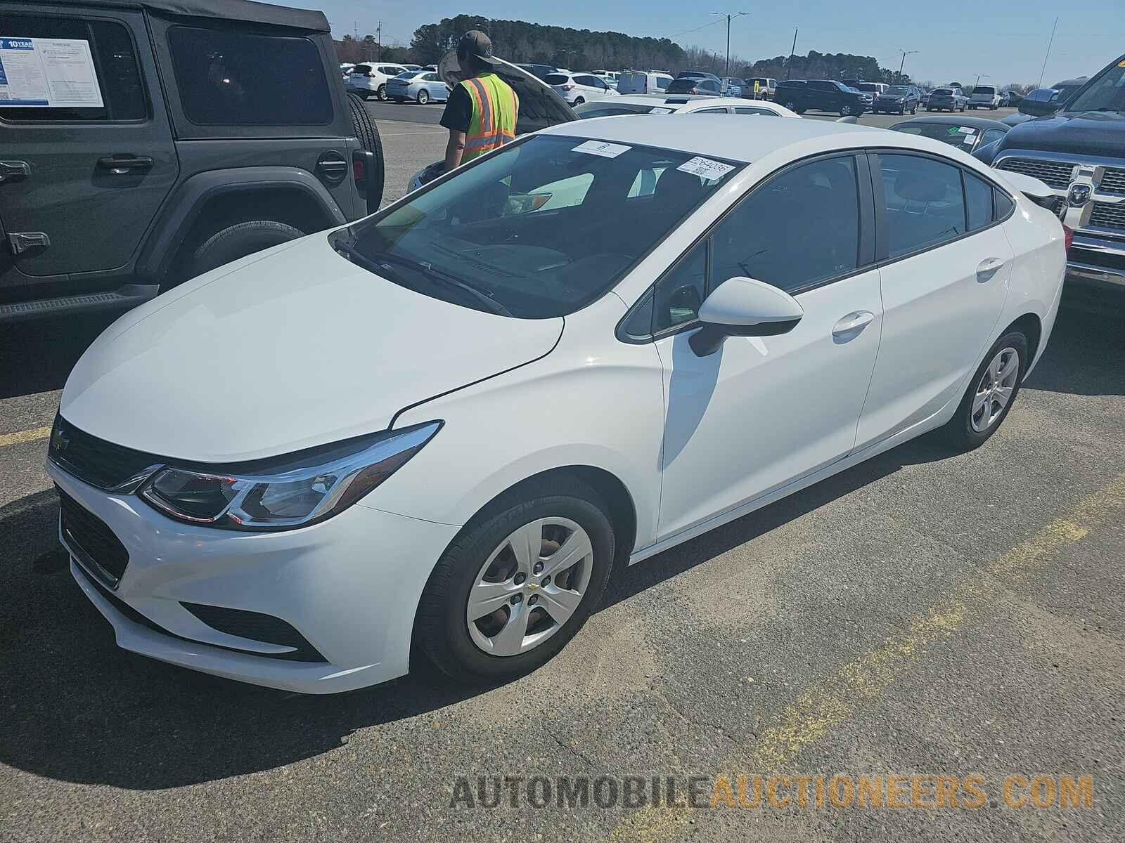 1G1BC5SM6J7198274 Chevrolet Cruze 2018