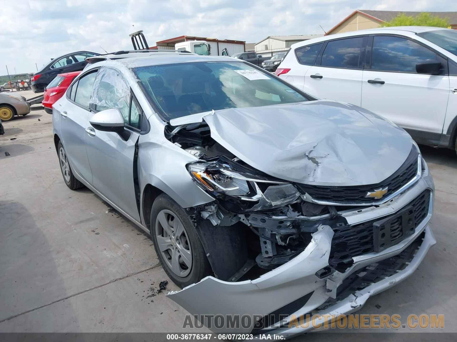 1G1BC5SM6J7222184 CHEVROLET CRUZE 2018