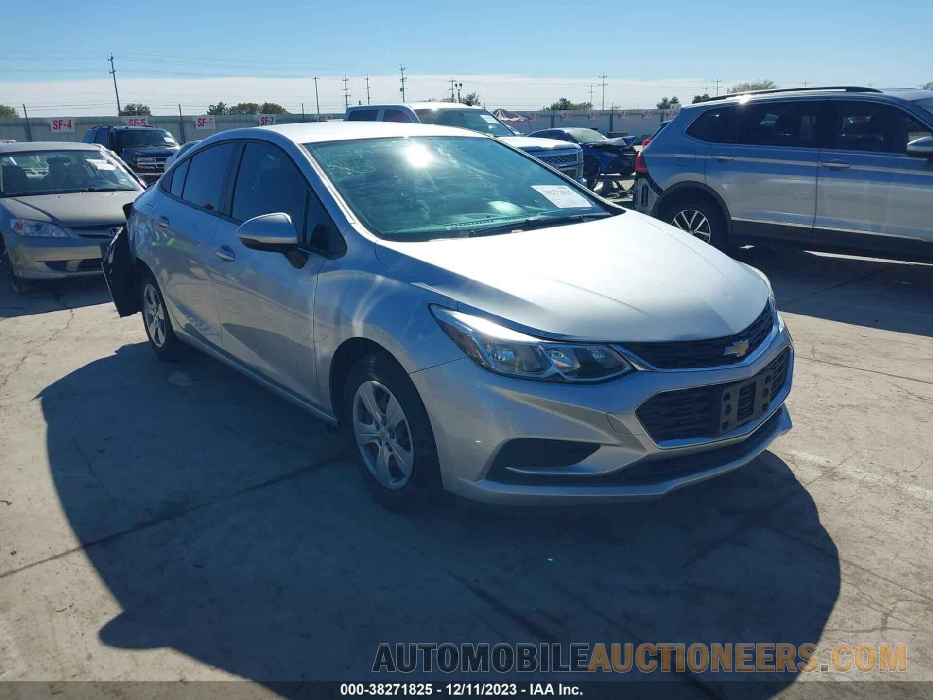 1G1BC5SM6J7223657 CHEVROLET CRUZE 2018