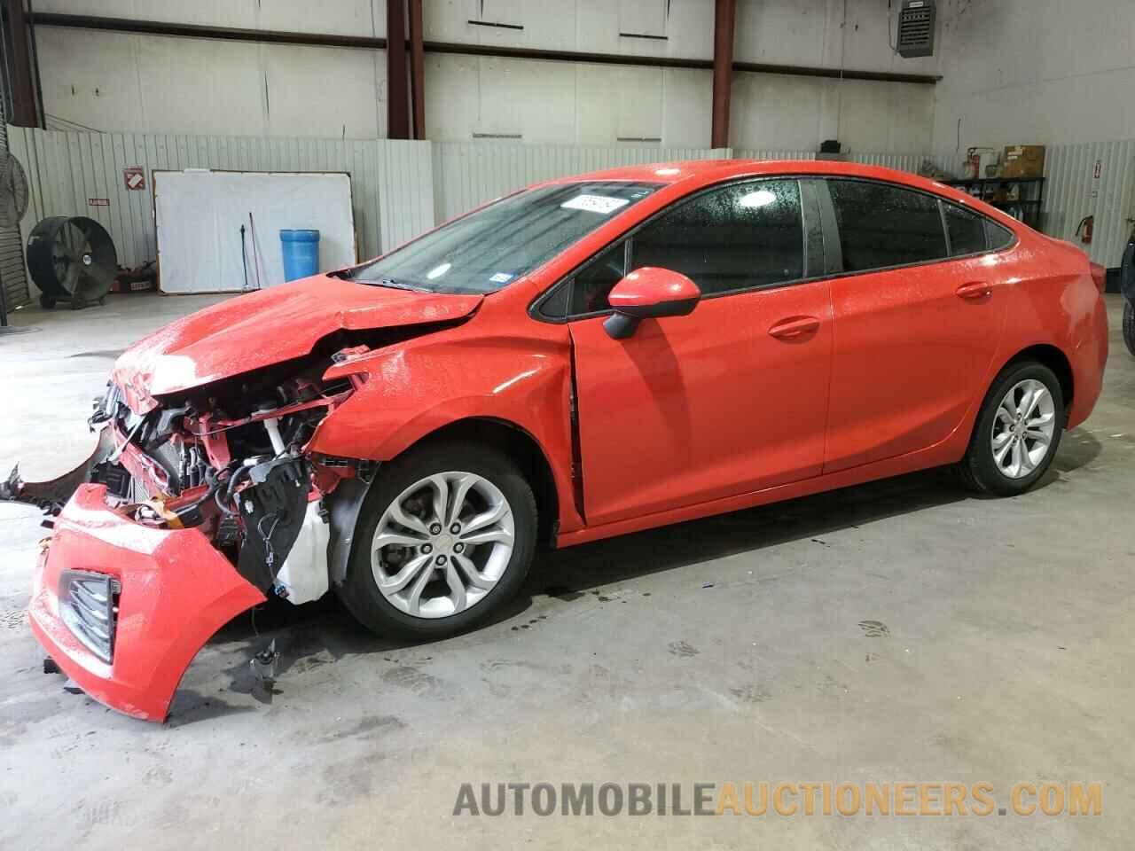 1G1BC5SM6K7125813 CHEVROLET CRUZE 2019