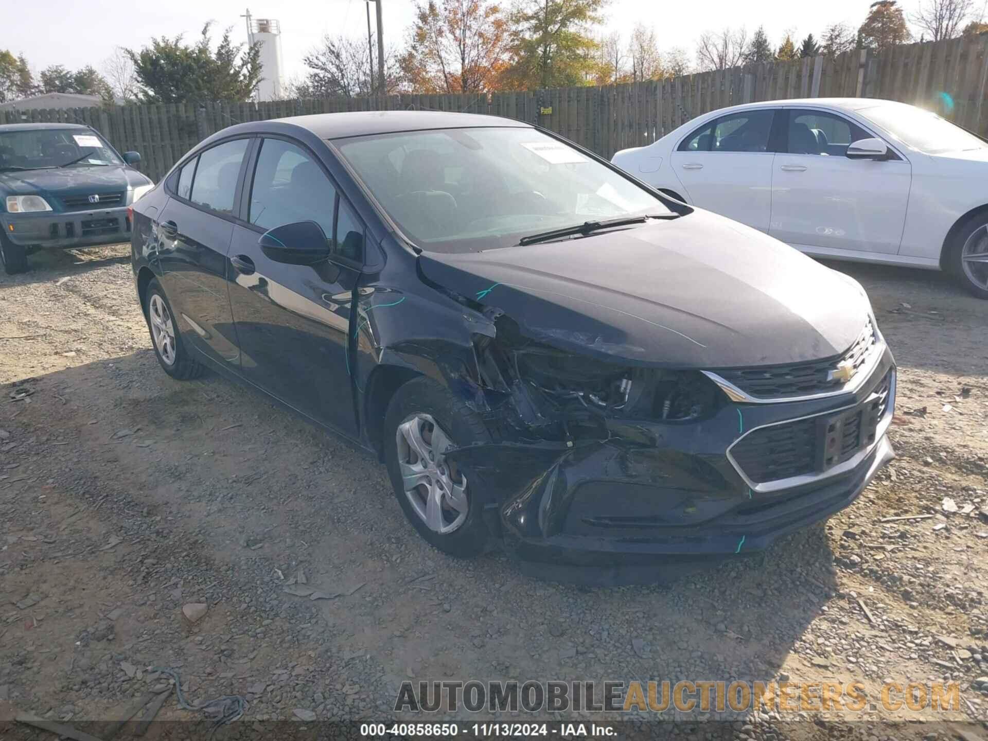 1G1BC5SM7H7220003 CHEVROLET CRUZE 2017