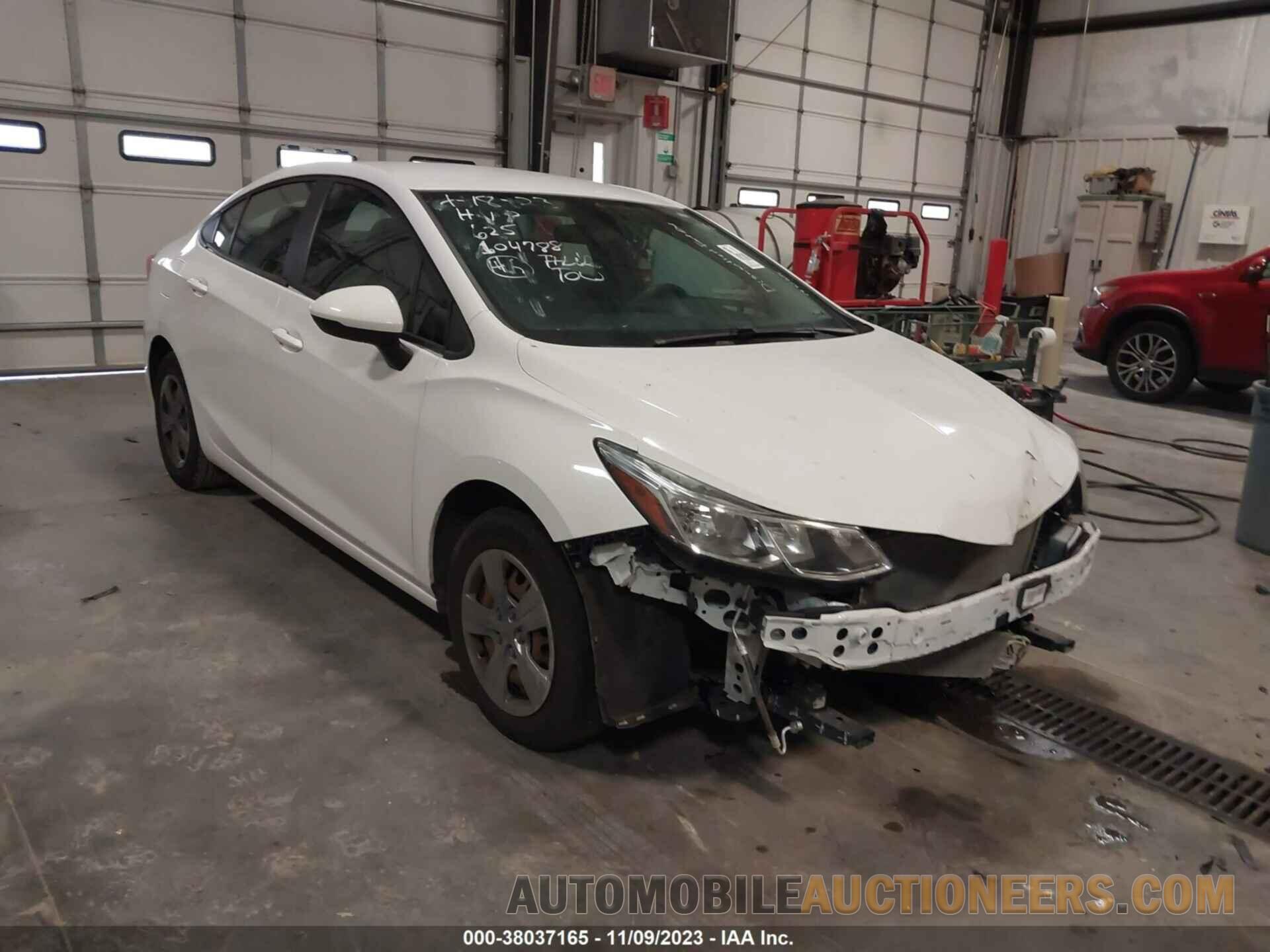 1G1BC5SM7J7104788 CHEVROLET CRUZE 2018