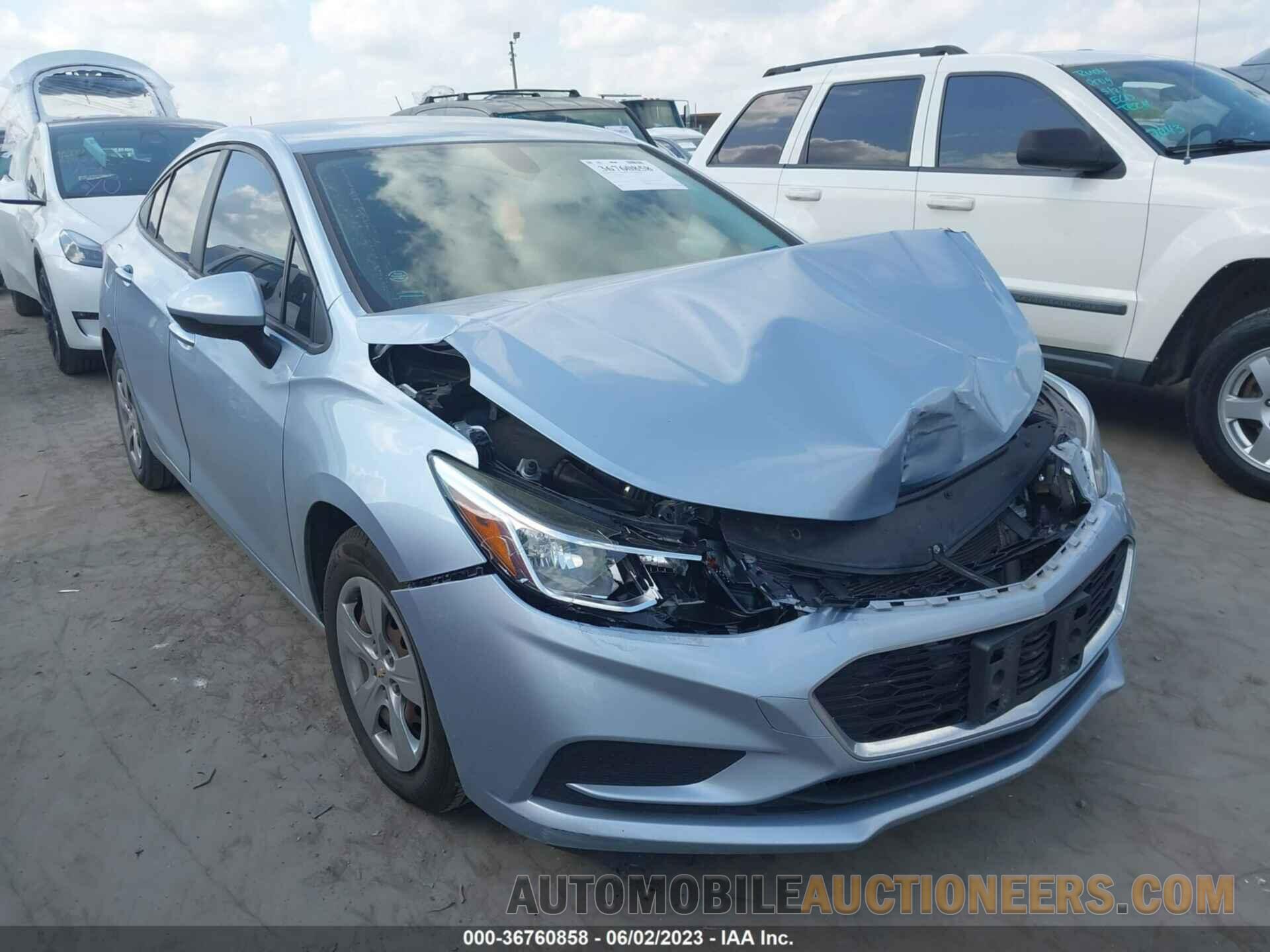 1G1BC5SM7J7125172 CHEVROLET CRUZE 2018