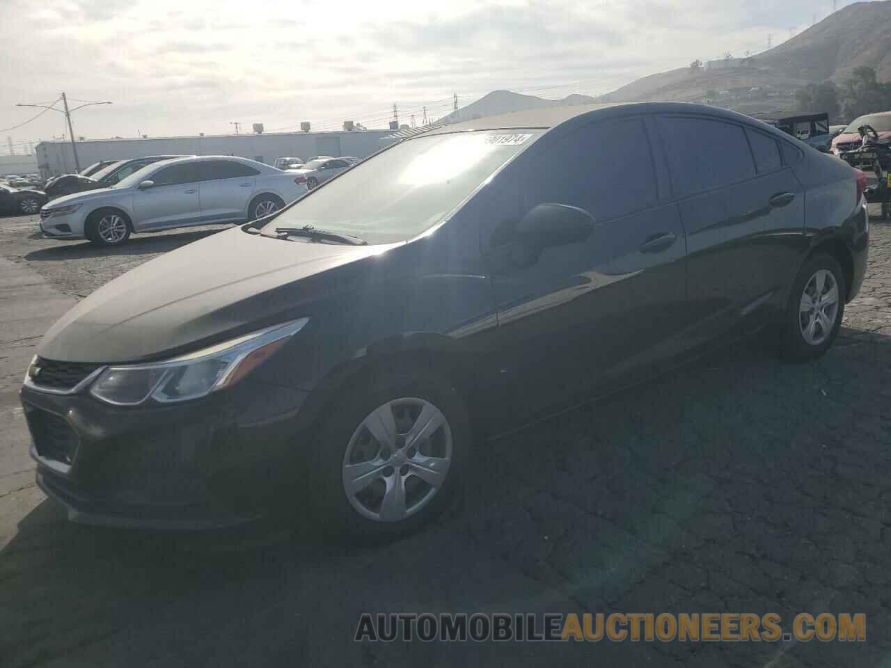 1G1BC5SM7J7147480 CHEVROLET CRUZE 2018