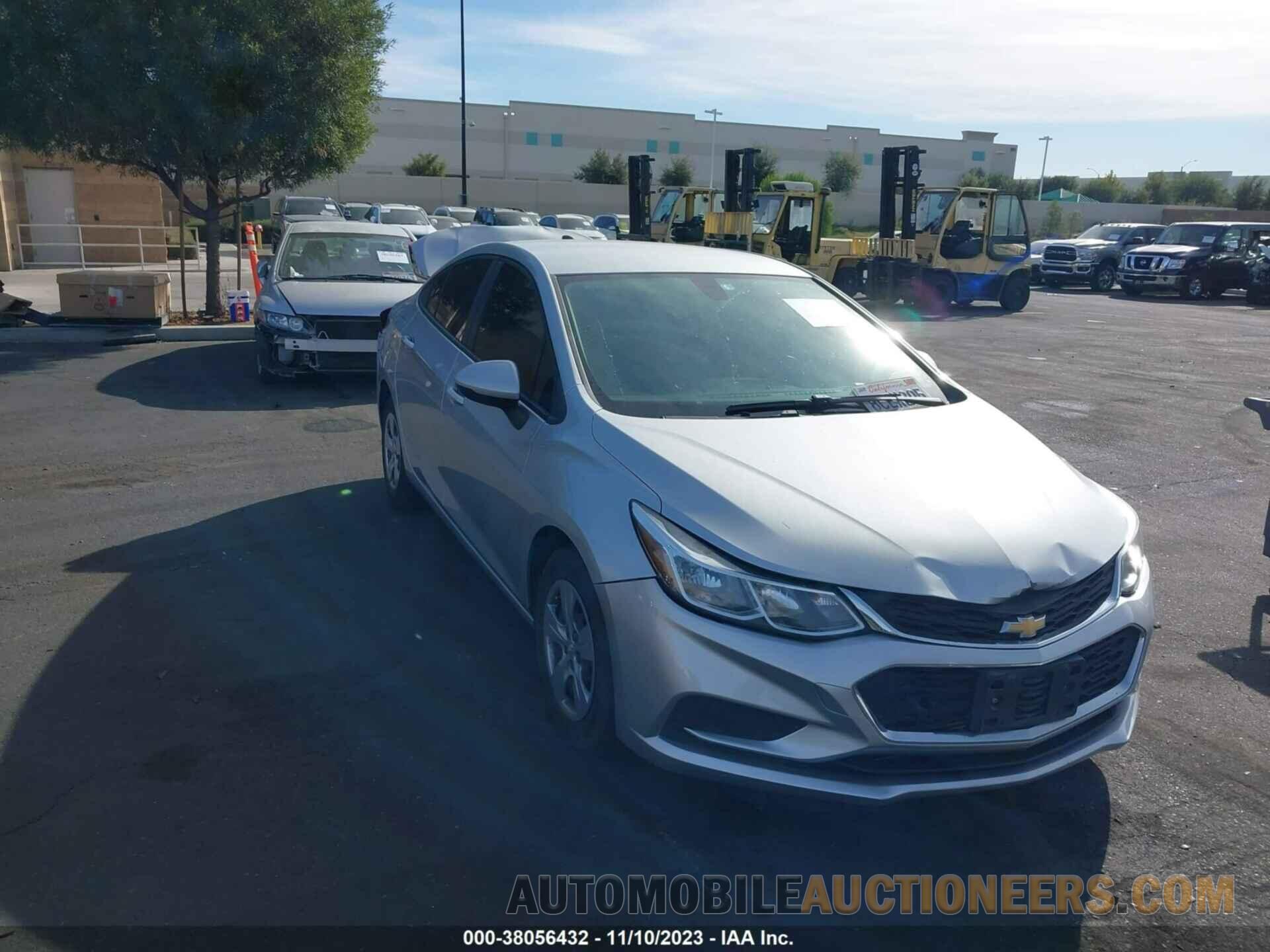 1G1BC5SM7J7151707 CHEVROLET CRUZE 2018