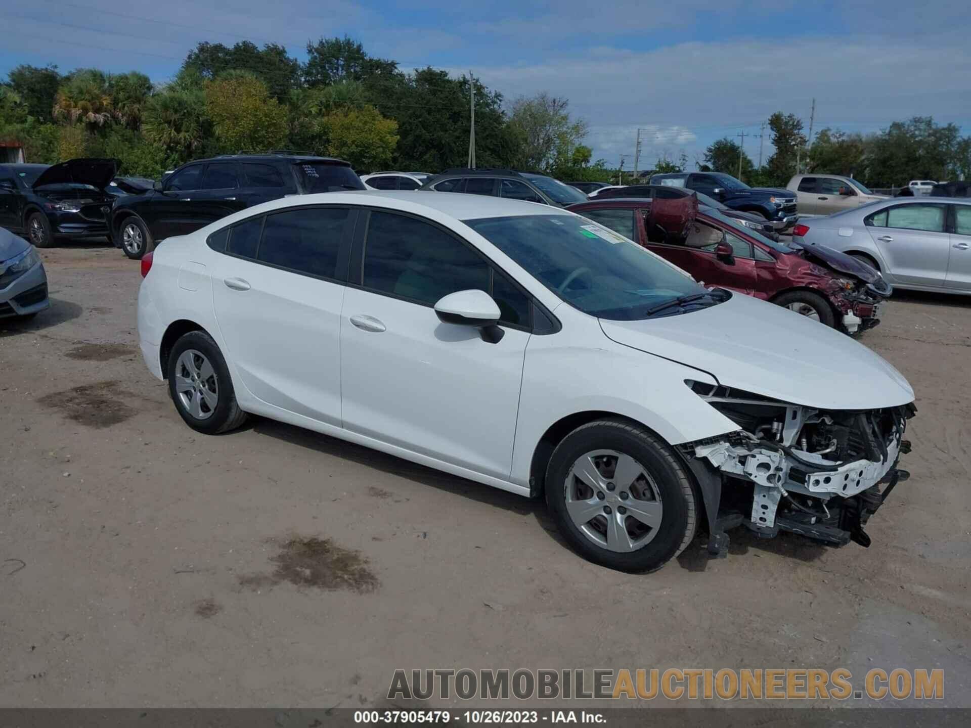 1G1BC5SM7J7153585 CHEVROLET CRUZE 2018