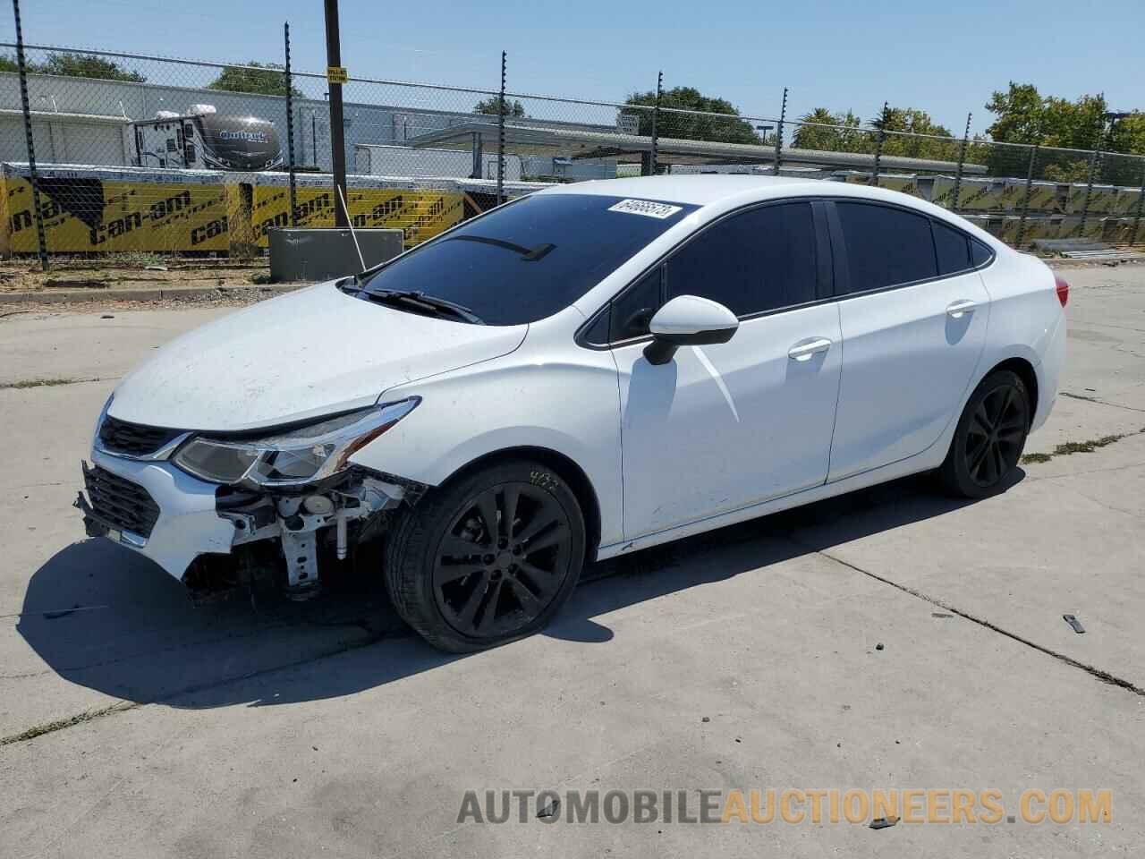 1G1BC5SM7J7228687 CHEVROLET CRUZE 2018