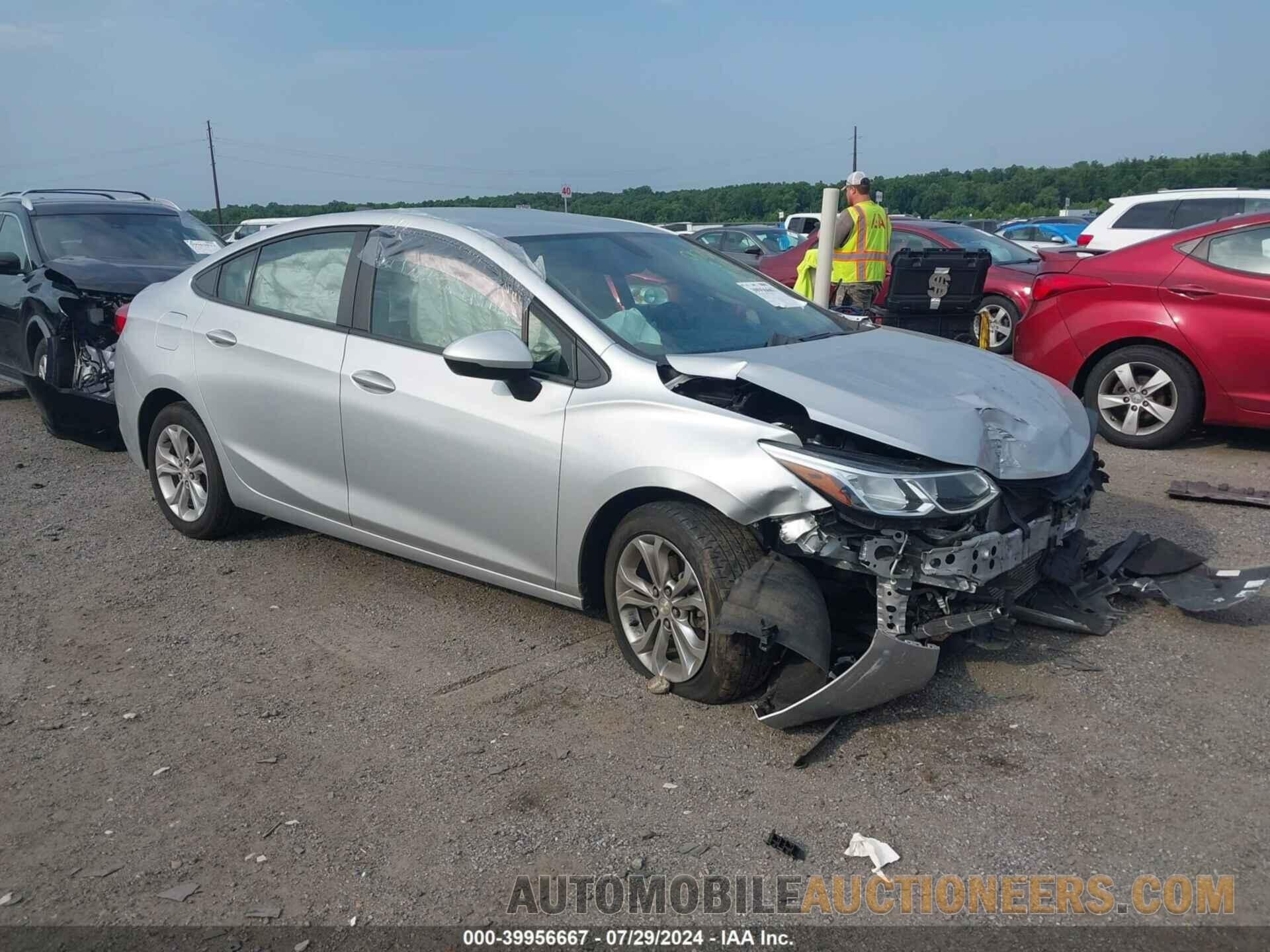 1G1BC5SM7K7108518 CHEVROLET CRUZE 2019